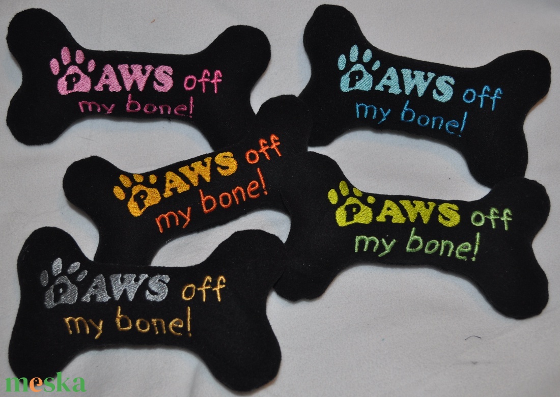 Plüsscsont kutyáknak,kedvenceknek,de gyerekeknek is játéknak! - otthon & életmód - kisállatoknak - kutyáknak - jutalomfalat tartó - Meska.hu