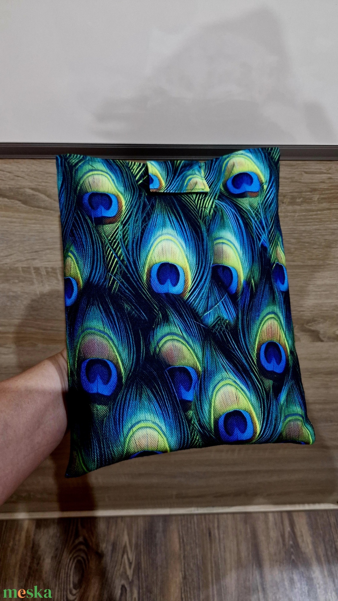Pávatoll mintás könyv/laptop tok tartó - táska & tok - hátizsák - roll top hátizsák - Meska.hu