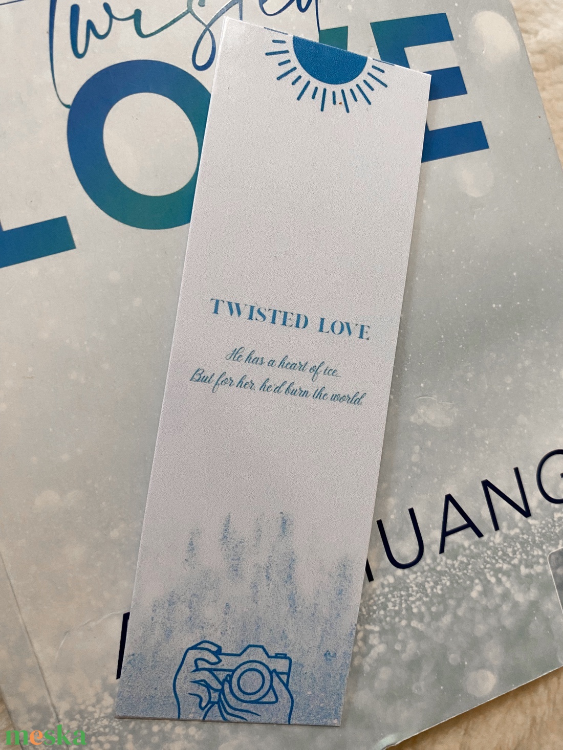 Twisted Love inspirálta könyvjelző - könyv & zene - könyvjelző - Meska.hu Twisted Love inspirálta könyvjelző - könyv & zene - könyvjelző - Meska.hu