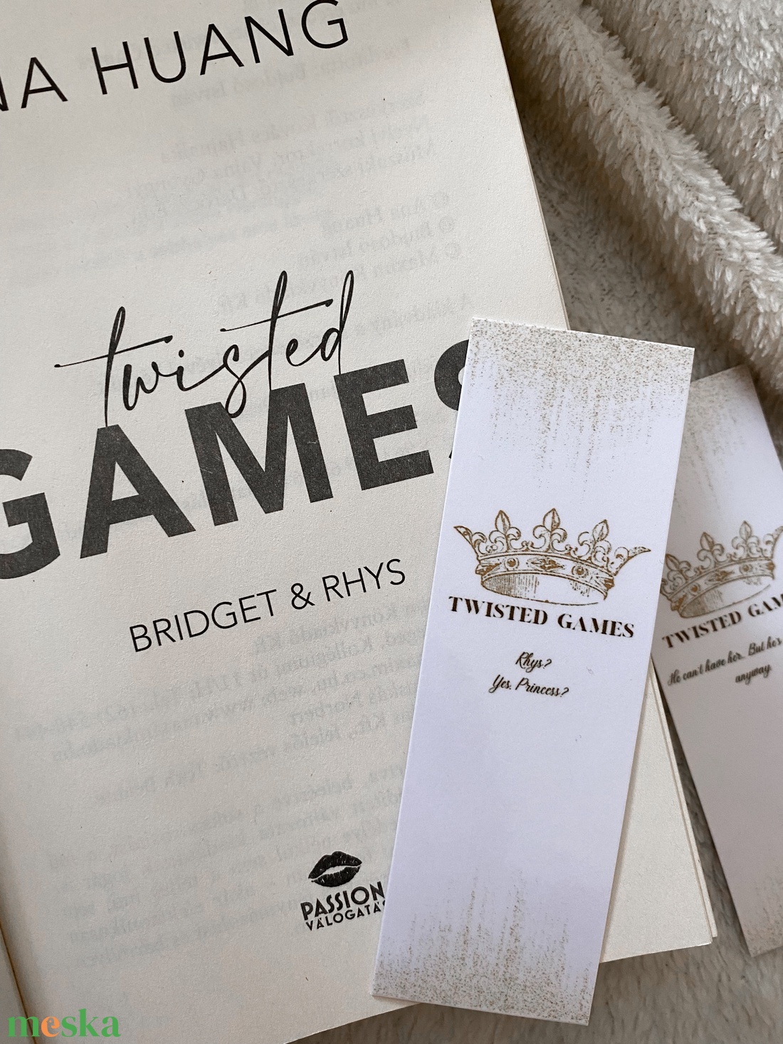 Twisted Games inspirálta könyvjelző - könyv & zene - könyvjelző - Meska.hu Twisted Games inspirálta könyvjelző - könyv & zene - könyvjelző - Meska.hu