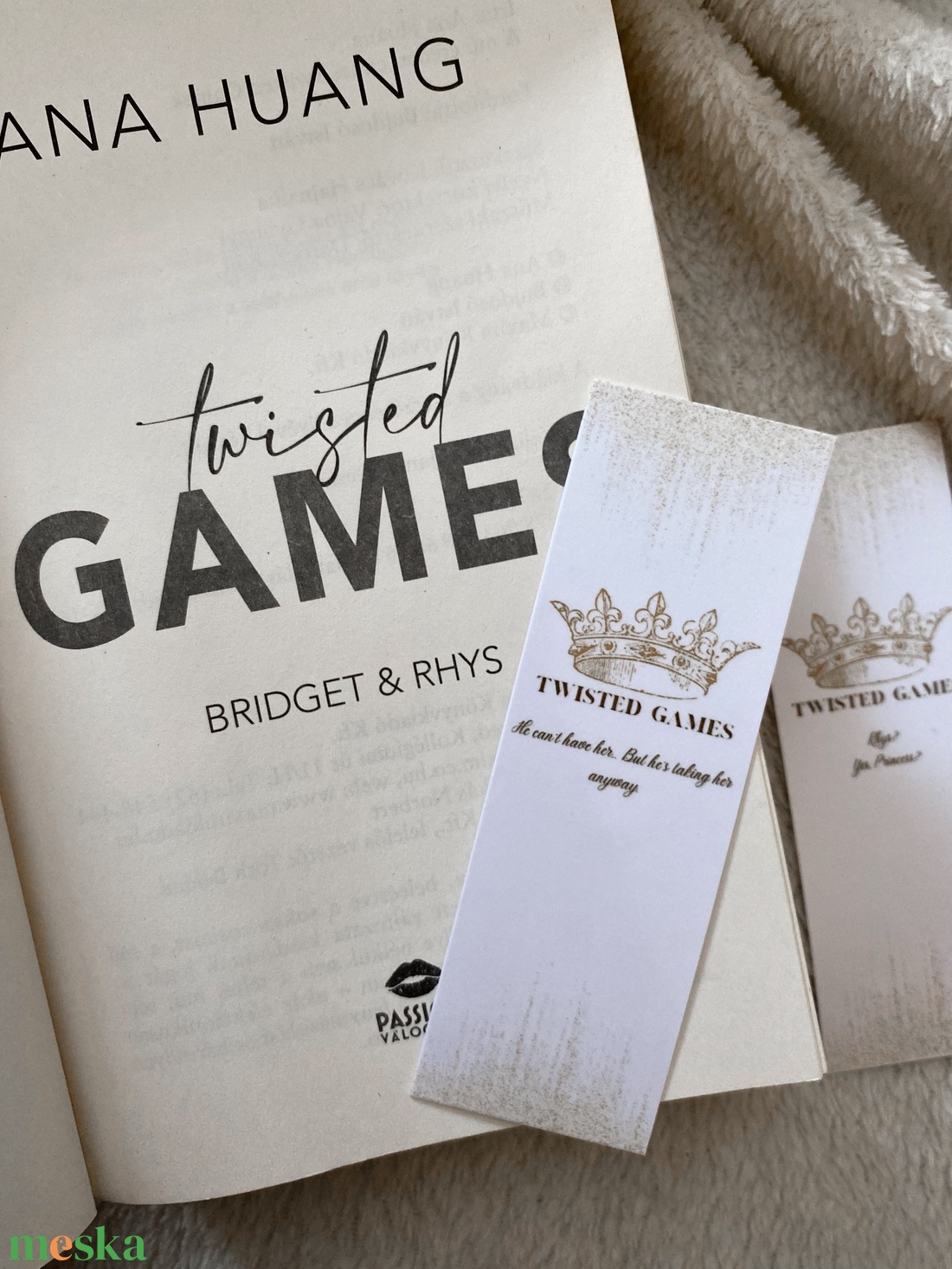 Twisted Games inspirálta könyvjelző - könyv & zene - könyvjelző - Meska.hu Twisted Games inspirálta könyvjelző - könyv & zene - könyvjelző - Meska.hu