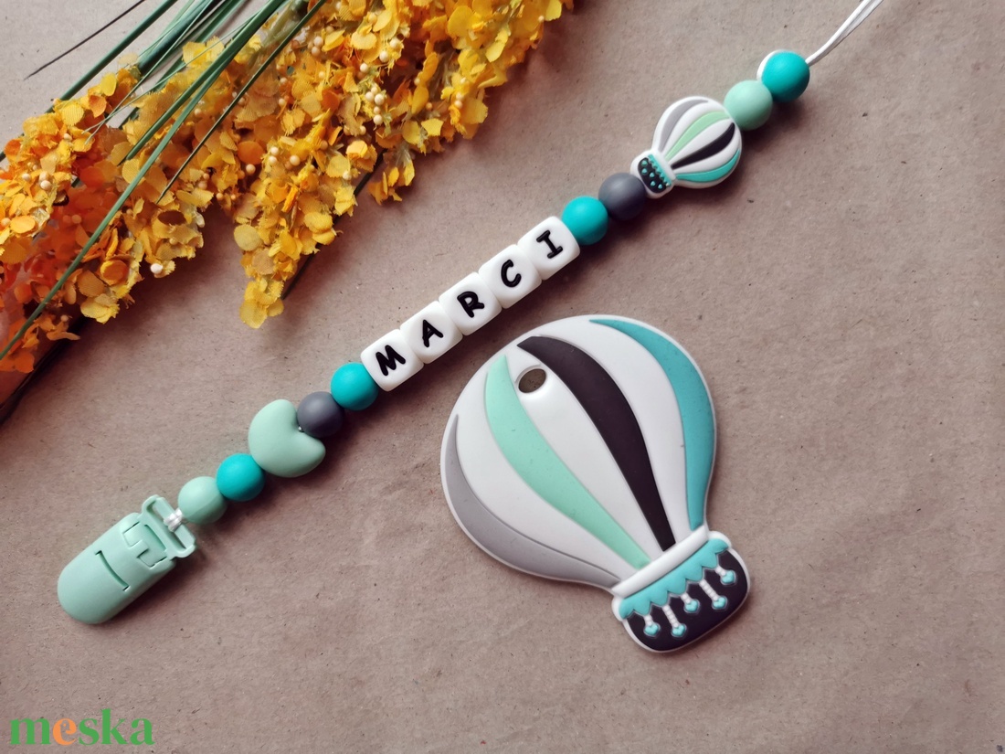 Rágcsalánc névvel - Hőlégballon rágókával (Menta) - játék & sport - 3 éves kor alattiaknak - rágóka - Meska.hu Rágcsalánc névvel - Hőlégballon rágókával (Menta) - játék & sport - 3 éves kor alattiaknak - rágóka - Meska.hu