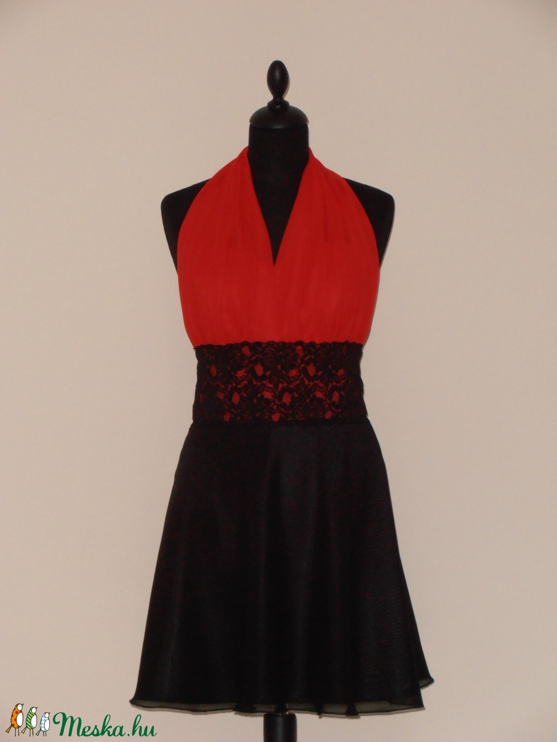 Piros-fekete csipkés alkalmiruha -  - Meska.hu