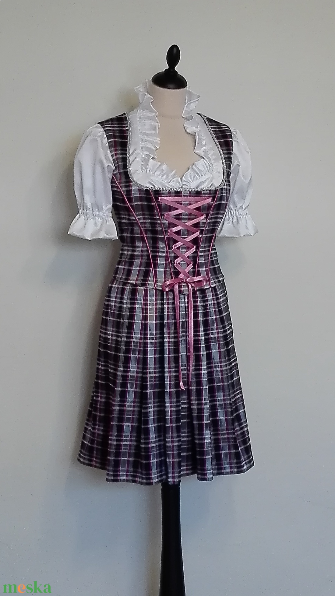 Dirndl ruha és nyakkendő - - Meska.hu Dirndl ruha és nyakkendő - - Meska.hu