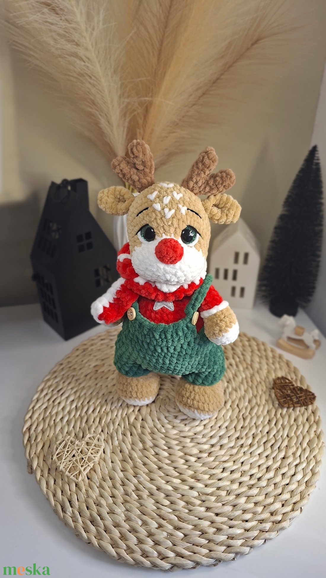 Horgolt rénszarvas - ruhában - játék & sport - plüssállat & játékfigura - más figura - Meska.hu
