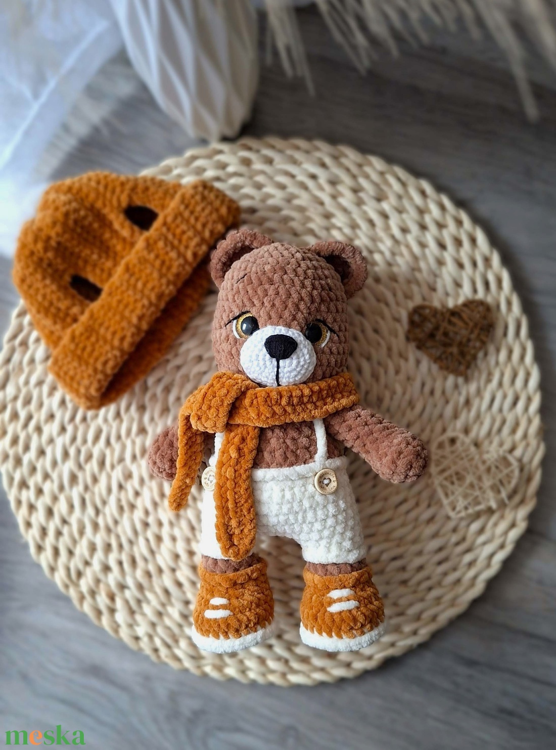 Horgolt maci - őszi szettben - játék & sport - plüssállat & játékfigura - maci - Meska.hu