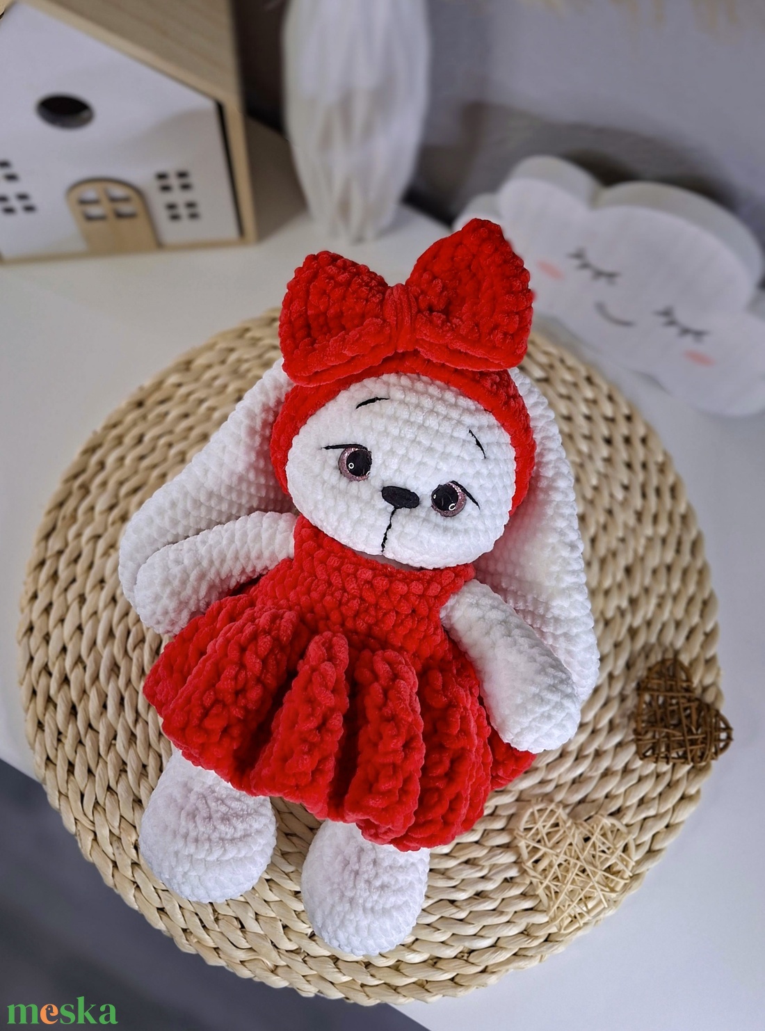 Horgolt nyuszilány- piros ruhában - játék & sport - plüssállat & játékfigura - nyuszi - Meska.hu