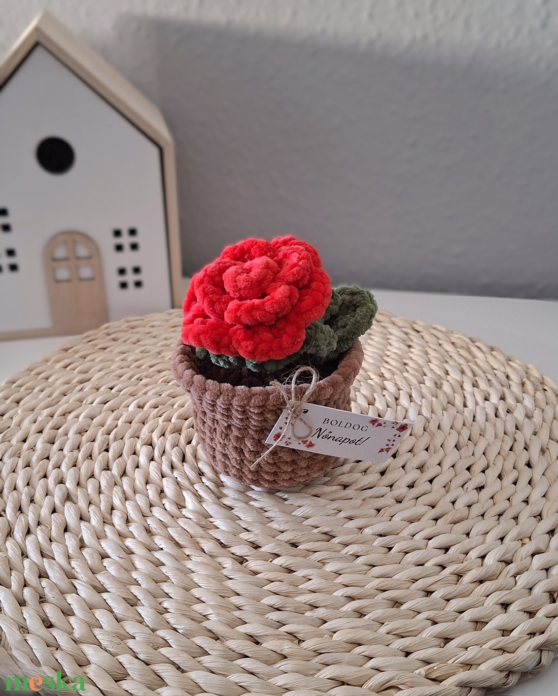 Örök mini rózsa kaspóban � kézzel horgolt ajándék, választható színben és felirattal - játék & sport - plüssállat & játékfigura - más figura - Meska.hu