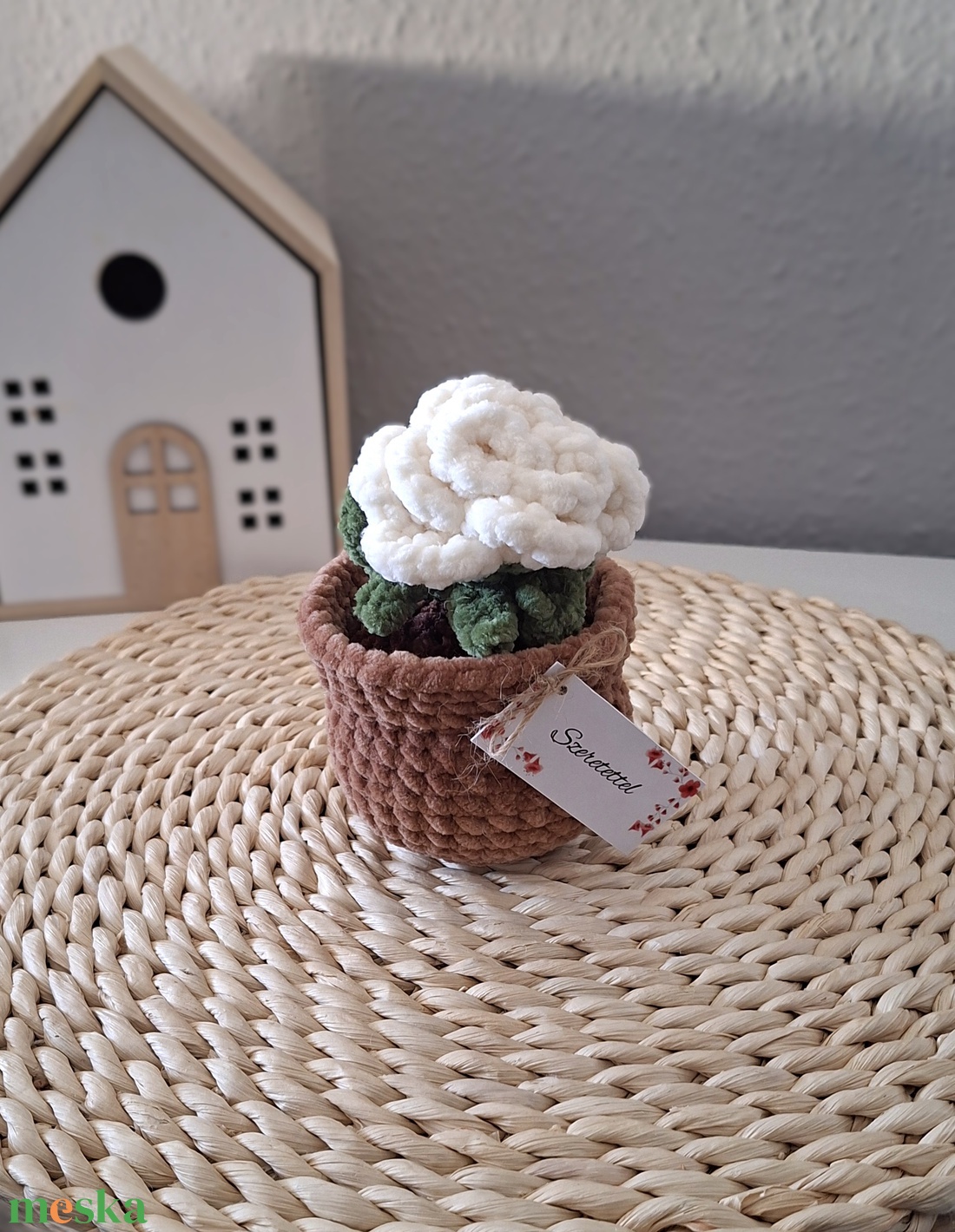 Örök mini rózsa kaspóban � kézzel horgolt ajándék, választható színben és felirattal - játék & sport - plüssállat & játékfigura - más figura - Meska.hu