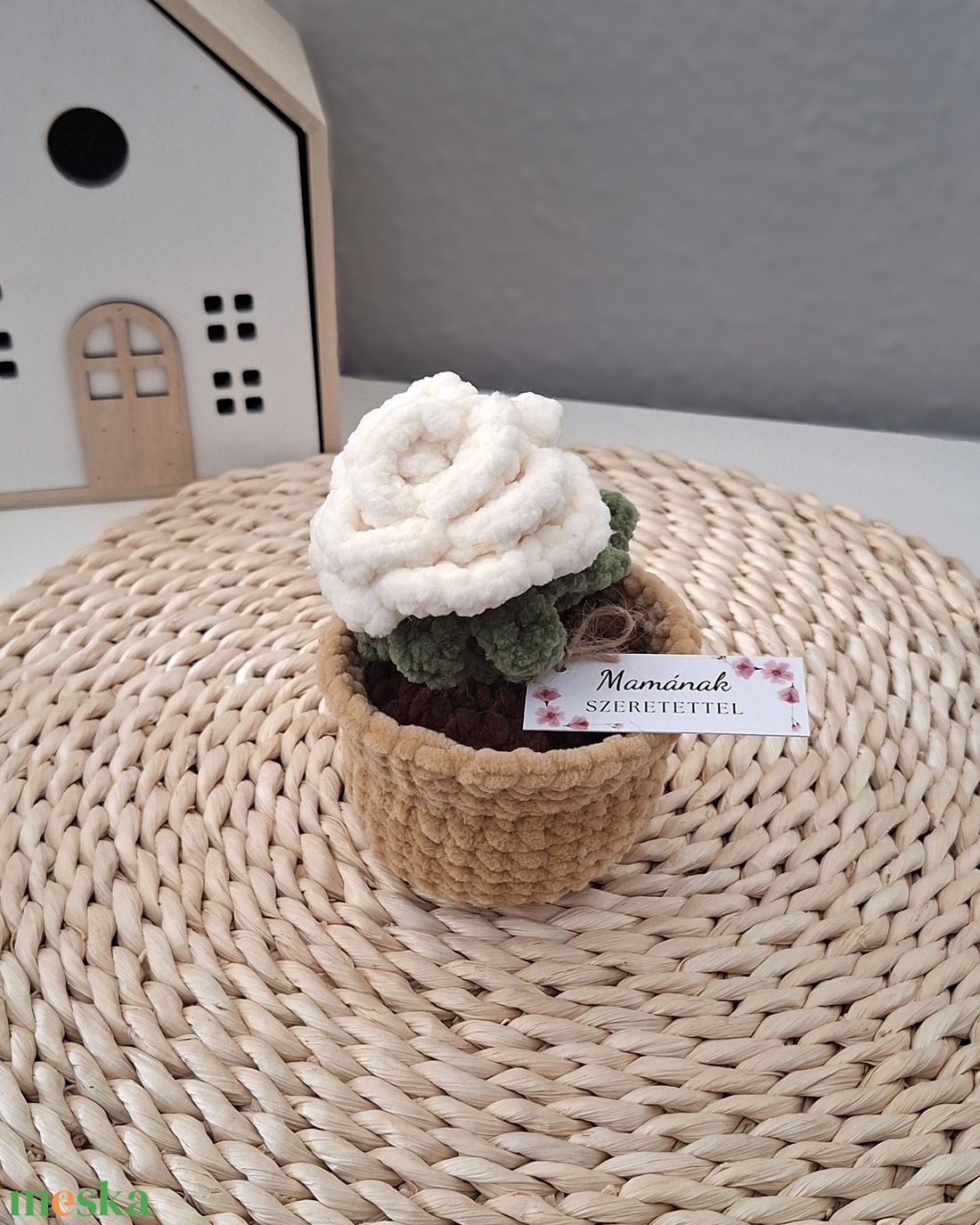 Örök mini rózsa kaspóban � kézzel horgolt ajándék, választható színben és felirattal - játék & sport - plüssállat & játékfigura - más figura - Meska.hu