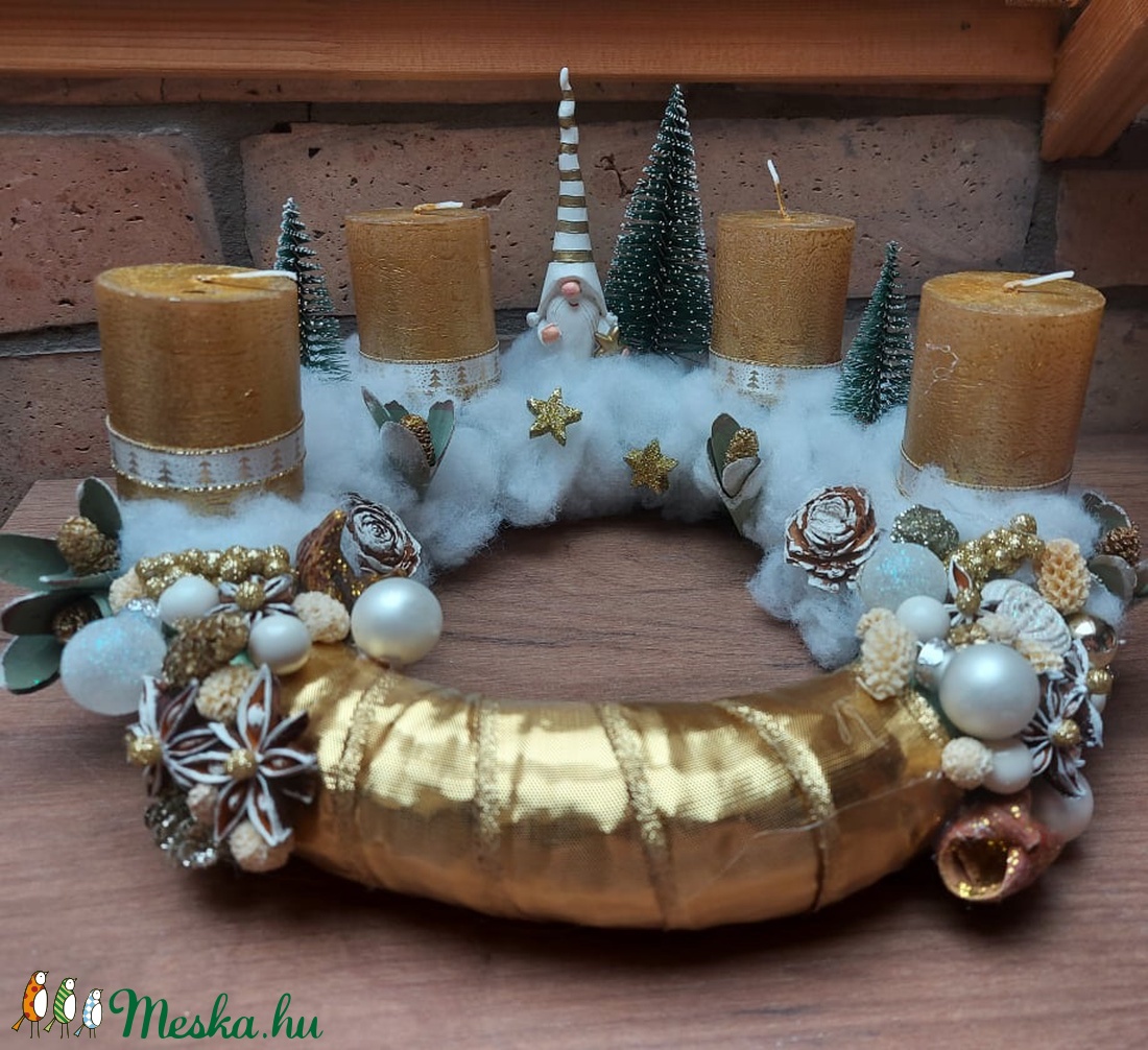 Arany Manócskás fenyőfás adventi koszorú - karácsony - adventi díszek - adventi koszorú - Meska.hu