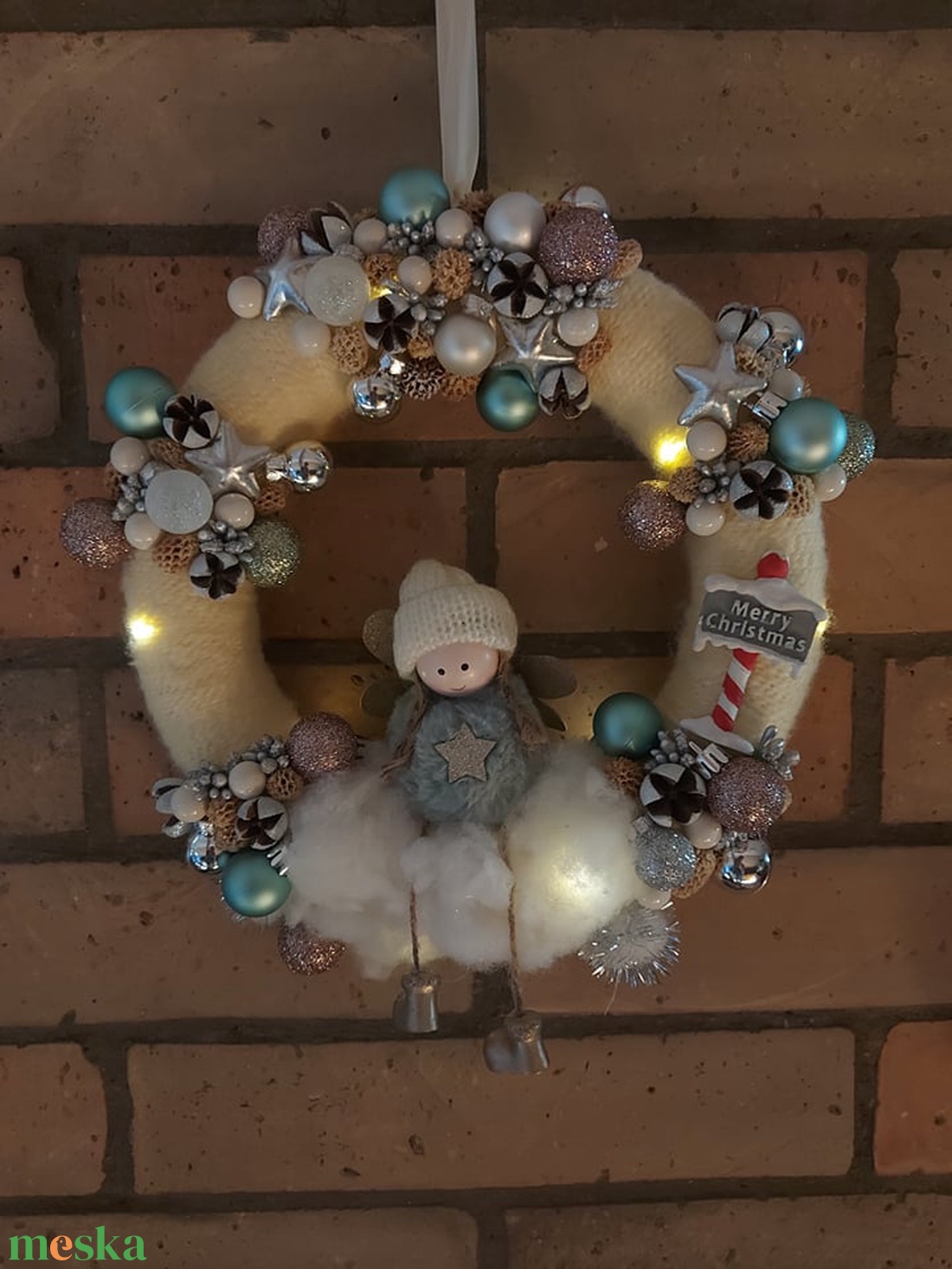 Világító téli tündér kopogtató / ajtódísz ( pasztell színek ) - karácsony - adventi díszek - adventi ajtódísz - Meska.hu