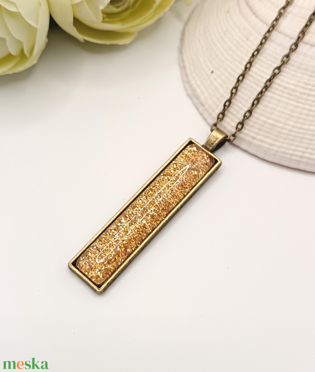 Antik bronz nyaklánc - antik arany textilbőr, üveg lencsével - ékszer - nyaklánc - medálos nyaklánc - Meska.hu Antik bronz nyaklánc - antik arany textilbőr, üveg lencsével - ékszer - nyaklánc - medálos nyaklánc - Meska.hu