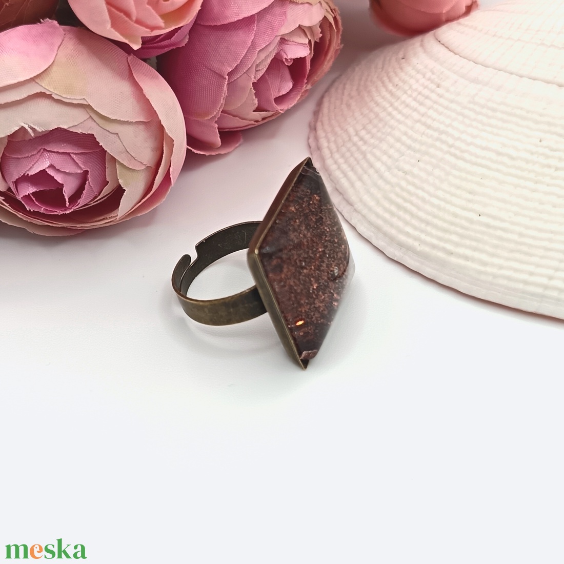 Antik bronz gyűrű antik bronzbarna csillogó textilbőrrel - - Meska.hu Antik bronz gyűrű antik bronzbarna csillogó textilbőrrel - - Meska.hu
