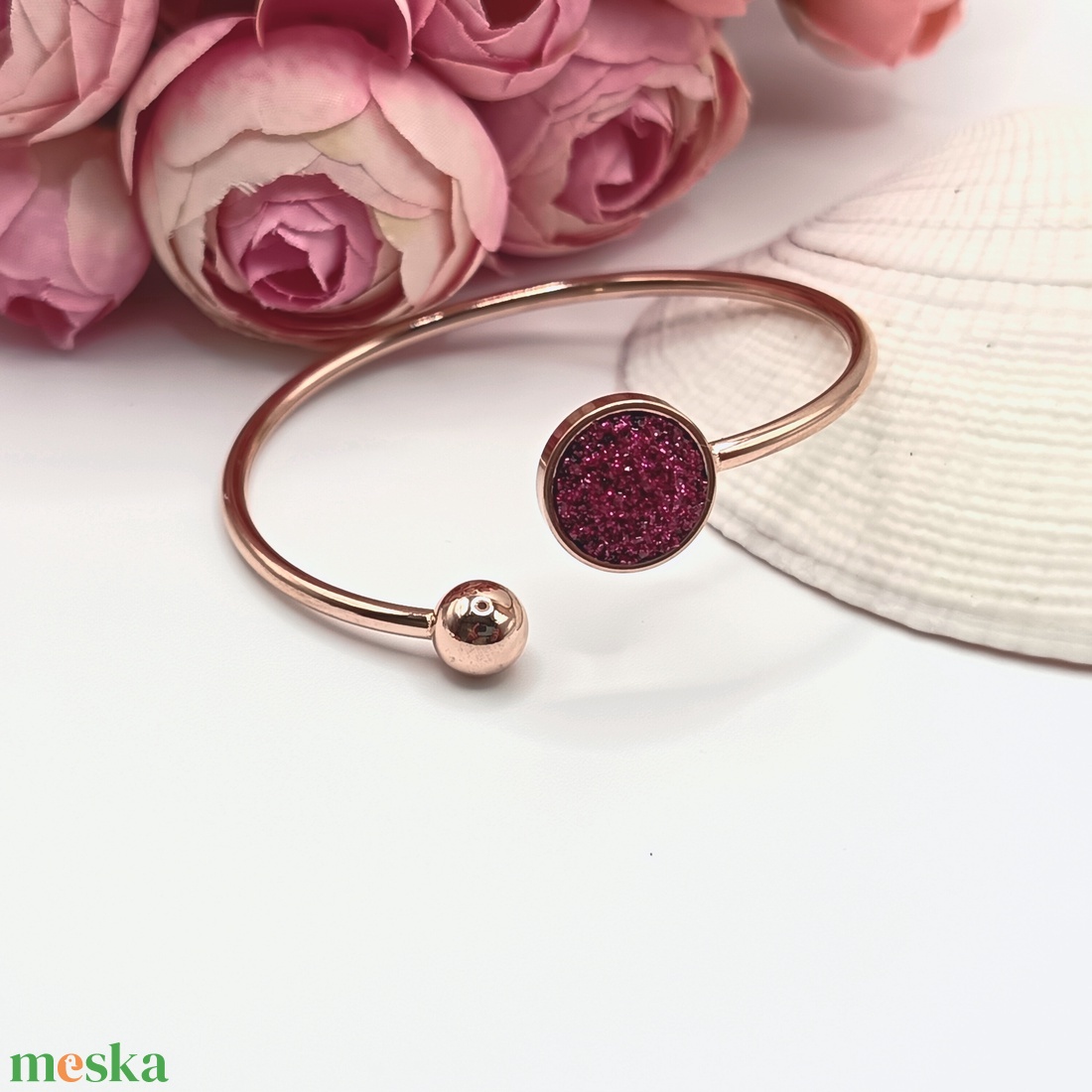 Rózsaarany karkötő � pink csillogó lencsével - ékszer - karkötő - karkötő medállal - Meska.hu