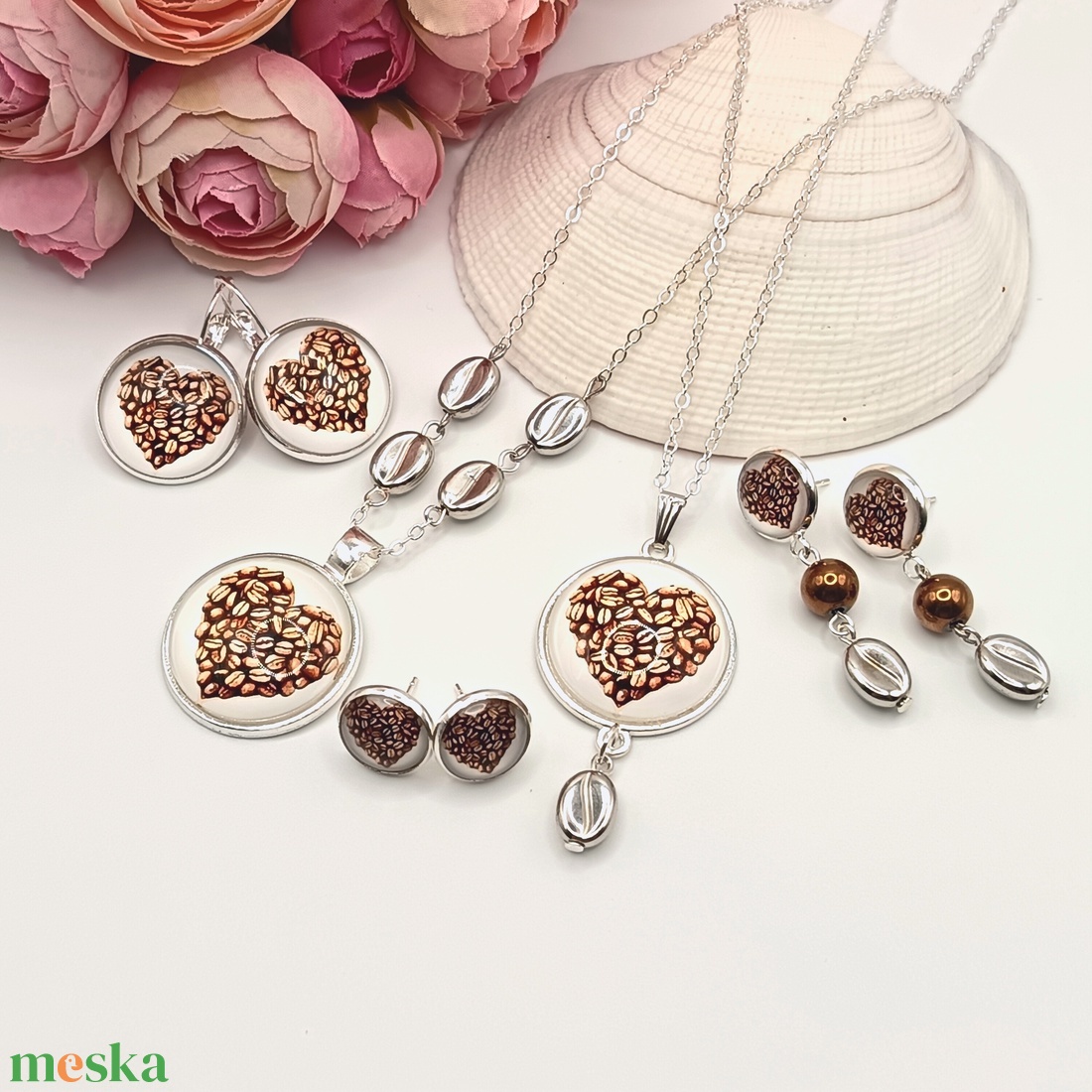 Ezüst bedugós fülbevaló � kávészív lencsével, ezüst kávészemgyönggyel - ékszer - fülbevaló - pötty fülbevaló - Meska.hu