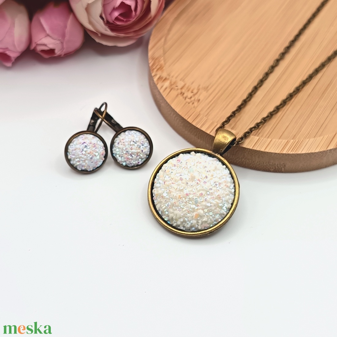 Antik bronz ékszerszett � csillogó fehér lencsével - ékszer - ékszerszett - Meska.hu