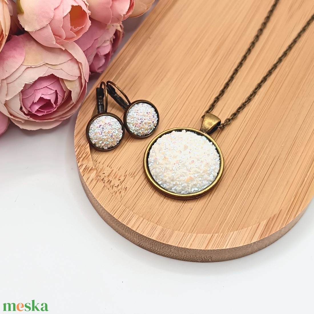 Antik bronz ékszerszett � csillogó fehér lencsével - ékszer - ékszerszett - Meska.hu