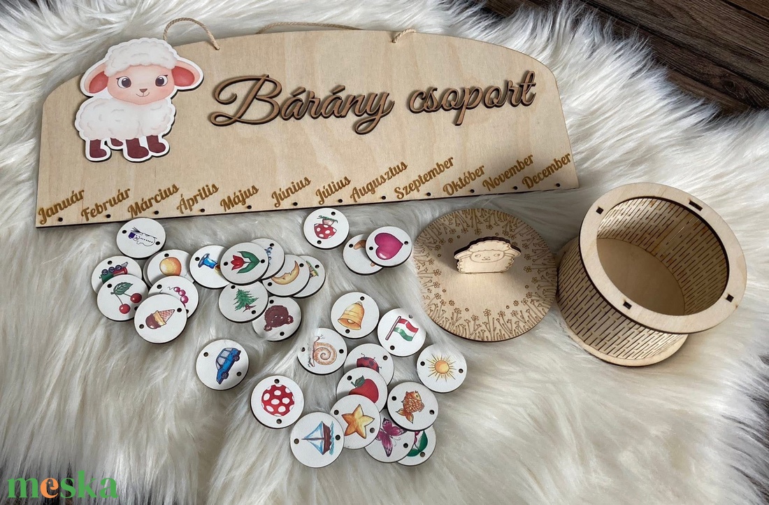 Óvodai fa szülinaptár - játék & sport - ovis felszerelés - óvodai jelek - Meska.hu