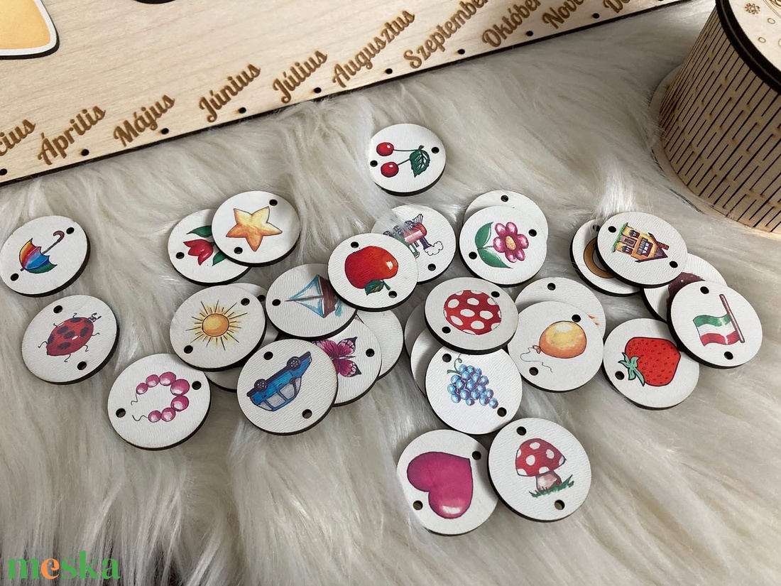 Óvodai fa szülinaptár - játék & sport - ovis felszerelés - óvodai jelek - Meska.hu