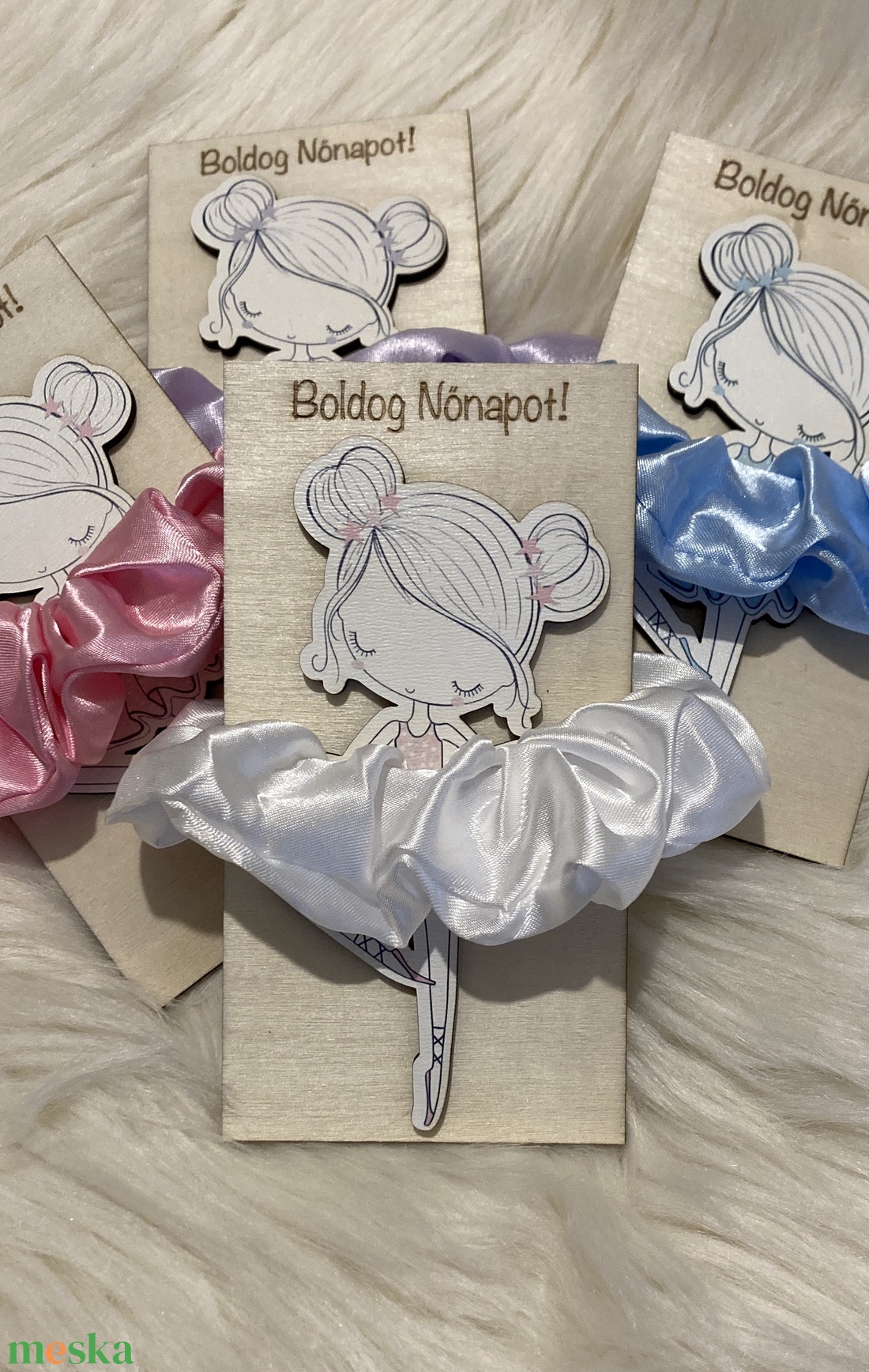 Balerina hajgumival - ruha & divat - hajdísz & hajcsat - hajgumi - Meska.hu