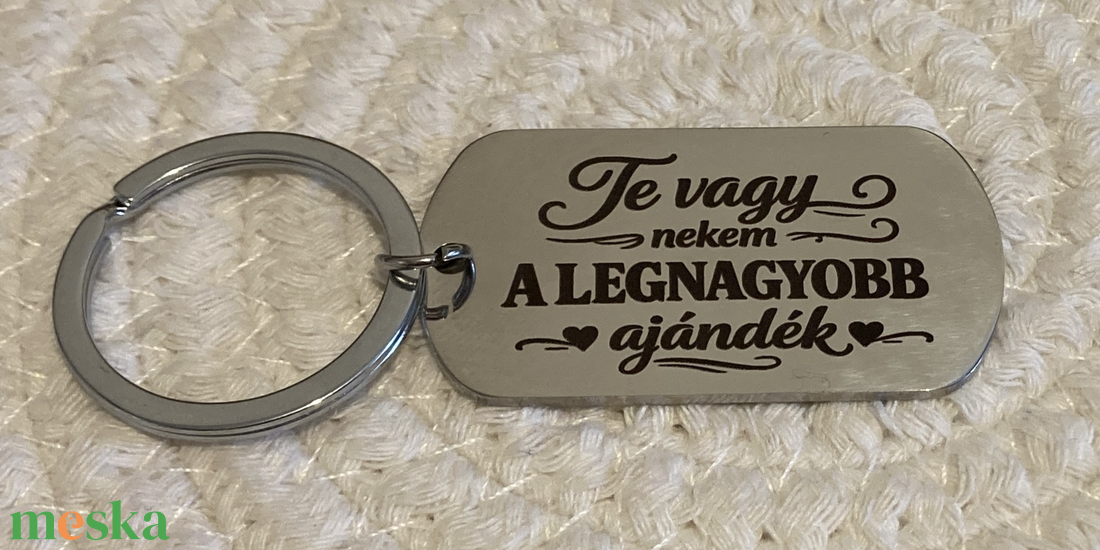Gravírozott fém kulcstartó - táska & tok - kulcstartó & táskadísz - kulcstartó - Meska.hu
