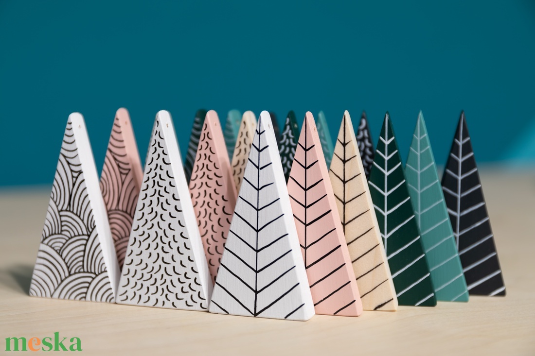 3 db fenyő háromszög dísz - fehér - karácsony - karácsonyi lakásdekoráció - karácsonyfadíszek - Meska.hu