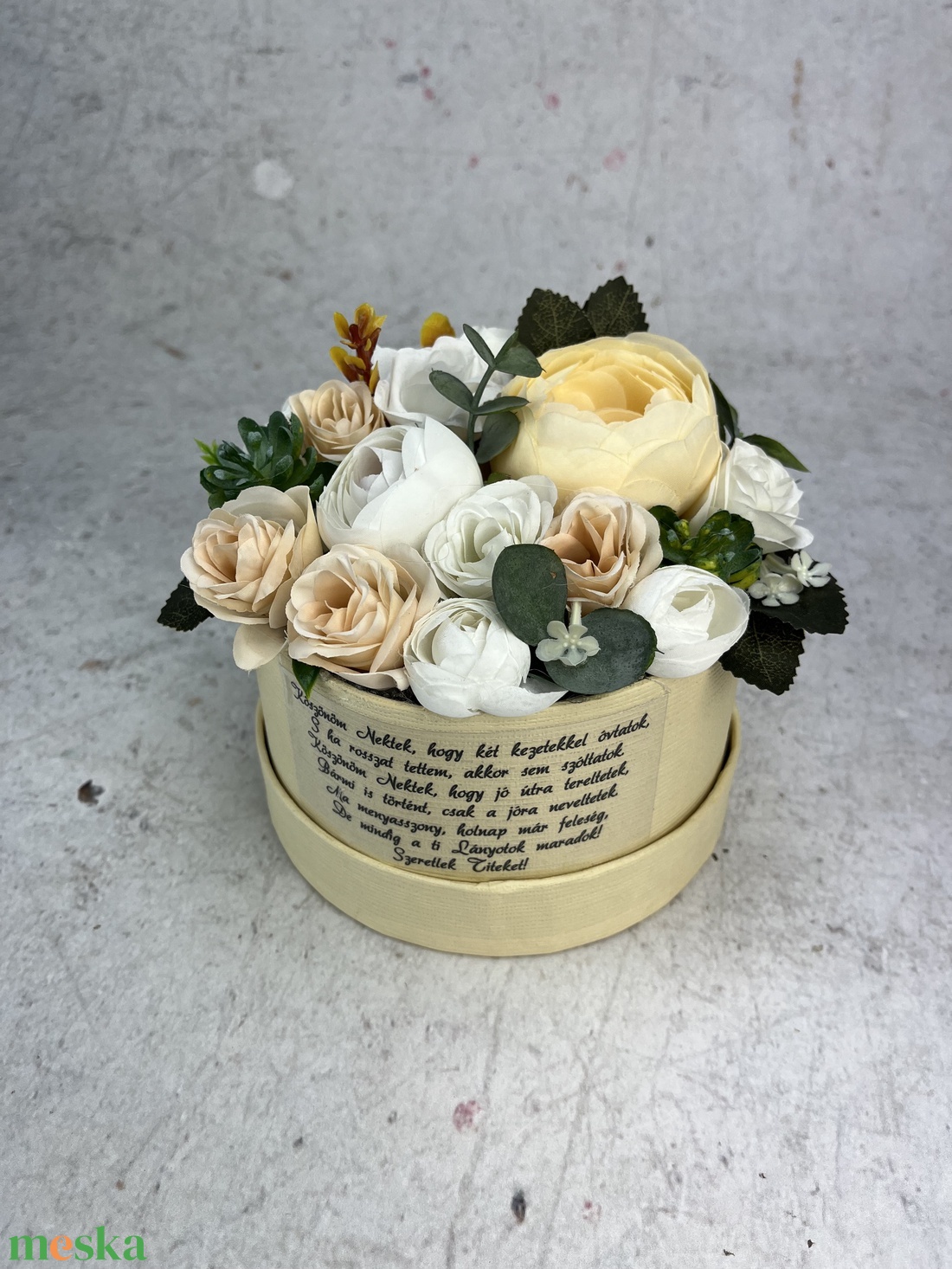 Szülőköszöntő virágbox  - esküvő - emlék & ajándék - szülőköszöntő ajándék - Meska.hu