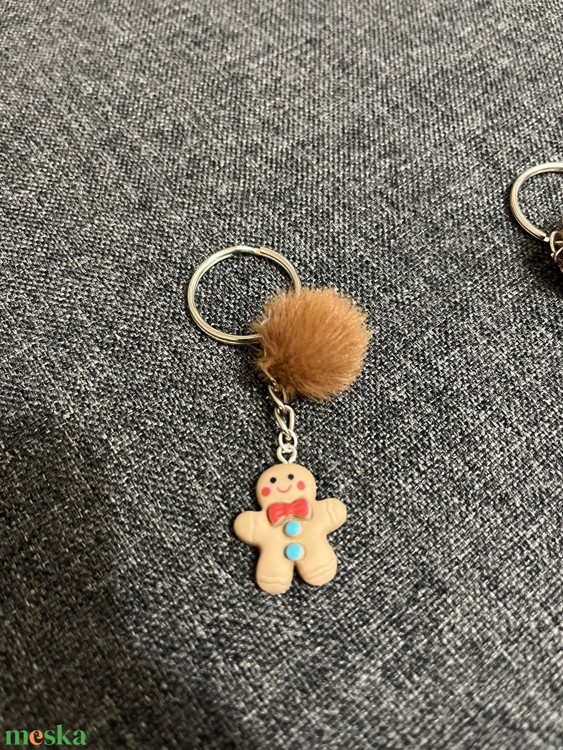 Mézi mézeskalács kulcstartó - táska & tok - kulcstartó & táskadísz - kulcstartó - Meska.hu