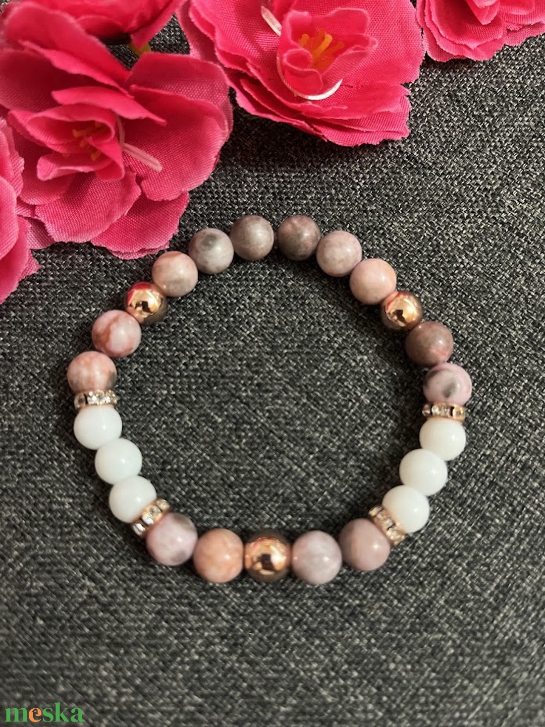 Ásványkarkötő zebra jáspis, jade - ékszer - karkötő - ásványkarkötő - Meska.hu