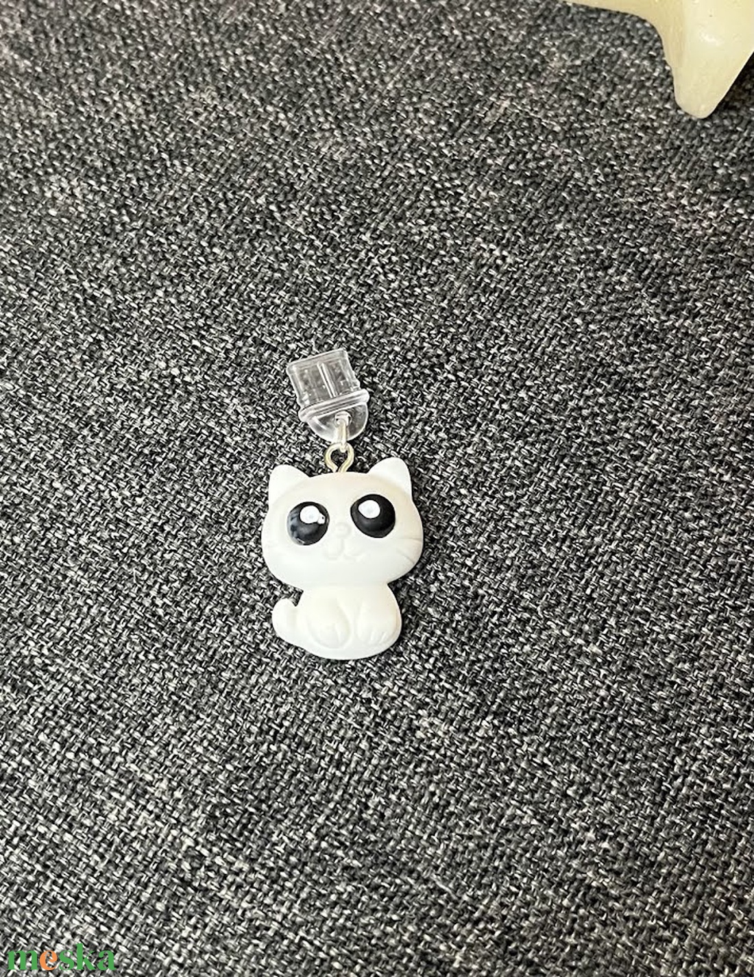 Cica mobildísz porvédő (C típus vagy Iphone) - táska & tok - pénztárca & más tok - telefontok - Meska.hu