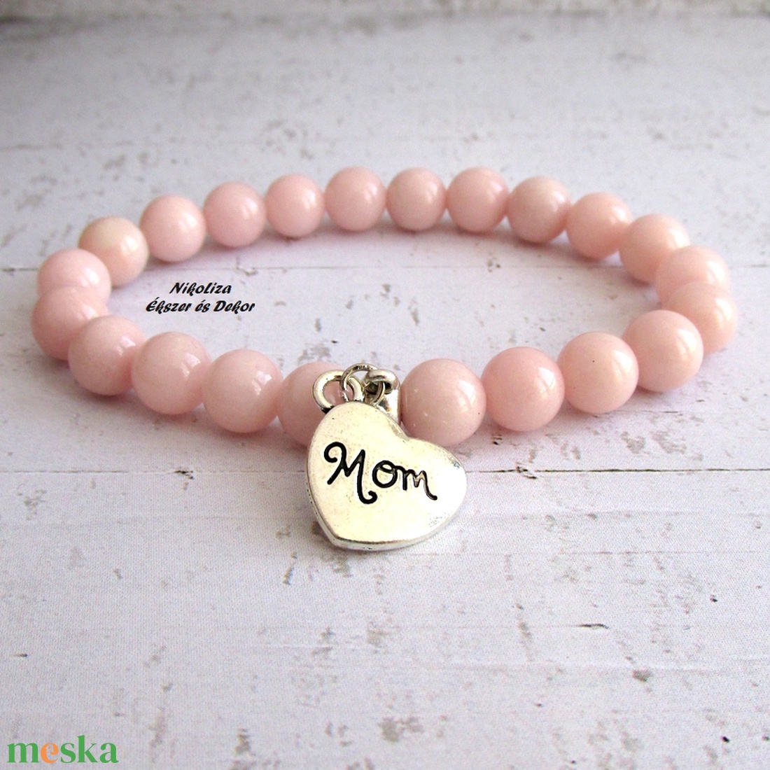 Anyák napi rózsaszín jáde ásvány karkötő Mom szív medállal - ékszer - karkötő - ásványkarkötő - Meska.hu
