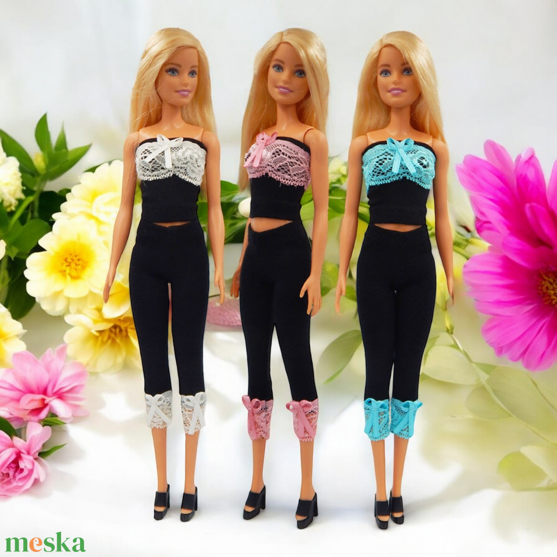 -20% GYEREKNAPRA Csinos, csipkés fekete-kék szett - ruha barbie típusú babákhoz (a011kk) - játék & sport - baba & babaház - barbie ruhák - Meska.hu -20% GYEREKNAPRA Csinos, csipkés fekete-kék szett - ruha barbie típusú babákhoz (a011kk) - játék & sport - baba & babaház - barbie ruhák - Meska.hu