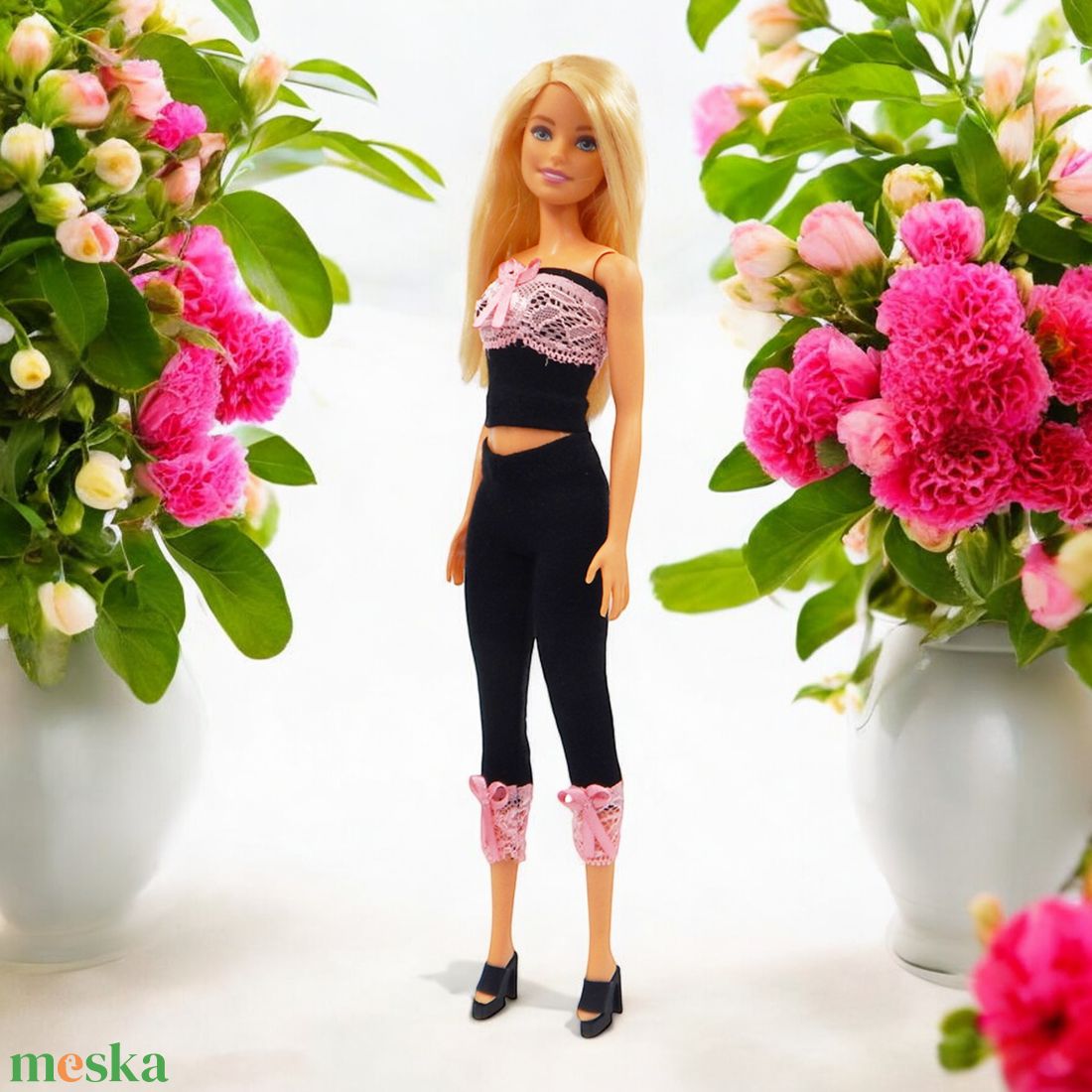 Csinos, csipkés fekete-rózsaszín szett - ruha barbie típusú babákhoz (a011rs) - játék & sport - baba & babaház - barbie ruhák - Meska.hu Csinos, csipkés fekete-rózsaszín szett - ruha barbie típusú babákhoz (a011rs) - játék & sport - baba & babaház - barbie ruhák - Meska.hu