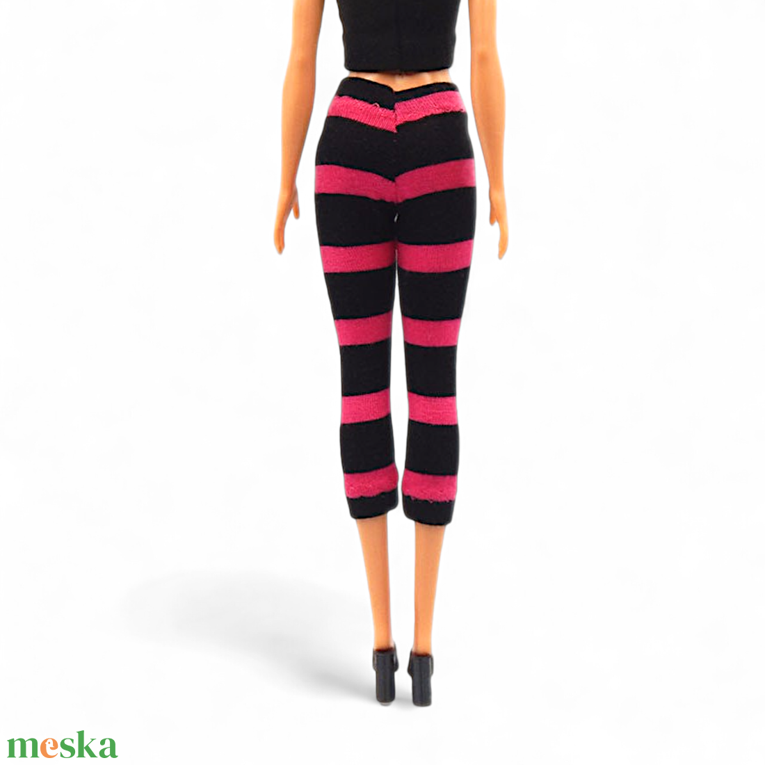Pink-fekete csíkos barbie capri nadrág, harisnya, leggings - ruha barbie típusú babákhoz (a036pf) - játék & sport - baba & babaház - barbie ruhák - Meska.hu Pink-fekete csíkos barbie capri nadrág, harisnya, leggings - ruha barbie típusú babákhoz (a036pf) - játék & sport - baba & babaház - barbie ruhák - Meska.hu