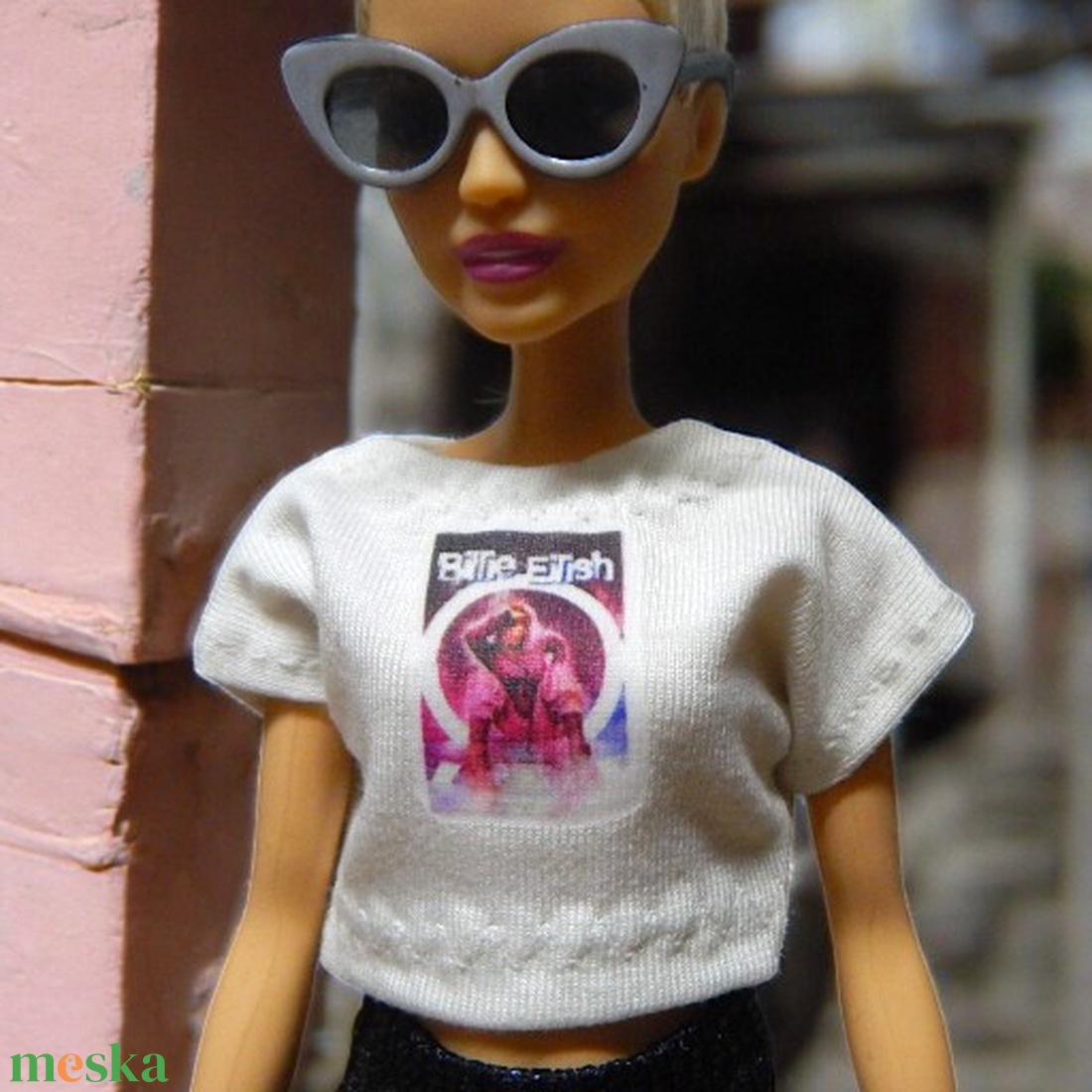 Oversized rövid barbie póló, Billie Eilish - ruha barbie típusú babákhoz (a034be) - játék & sport - baba & babaház - barbie ruhák - Meska.hu Oversized rövid barbie póló, Billie Eilish - ruha barbie típusú babákhoz (a034be) - játék & sport - baba & babaház - barbie ruhák - Meska.hu