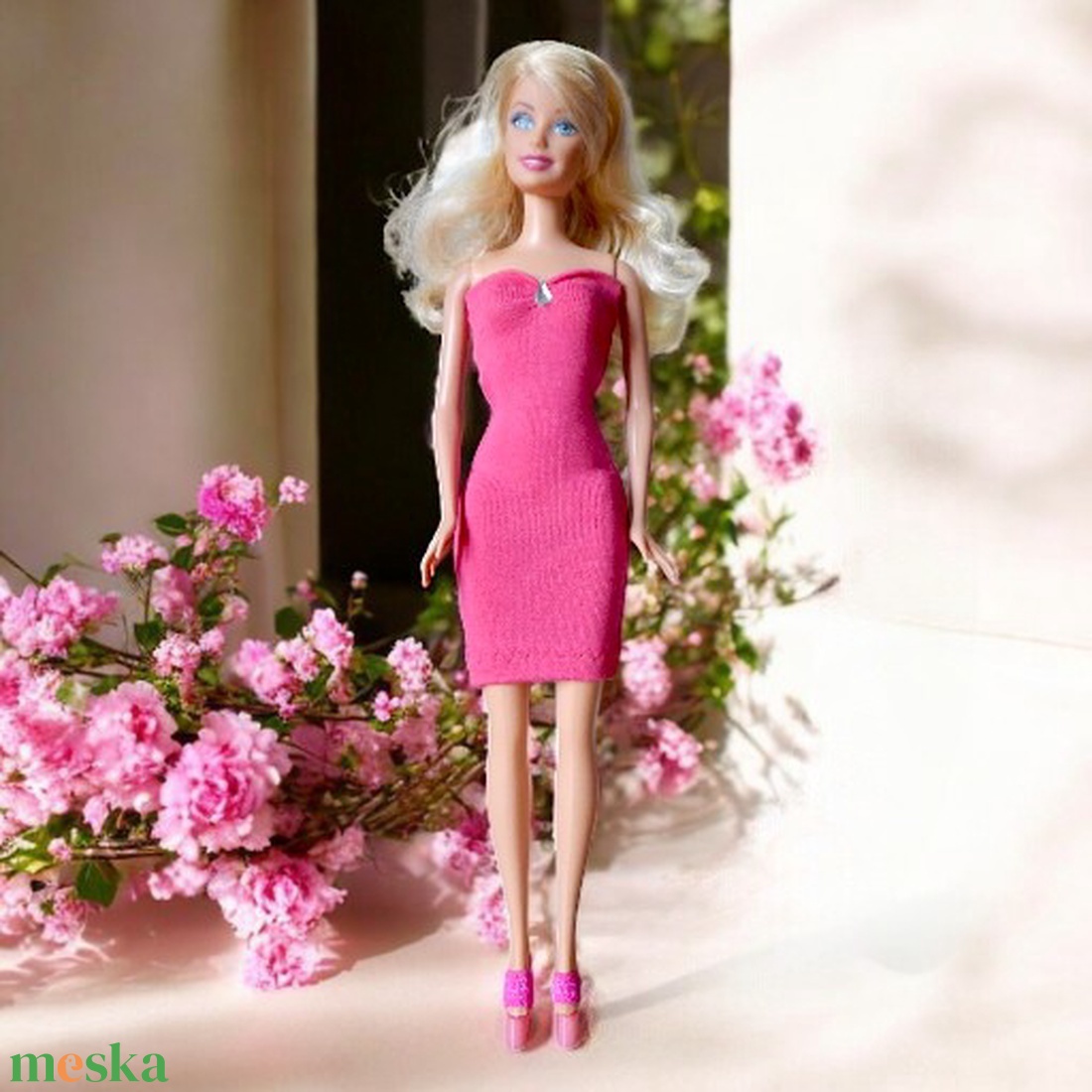 Elegáns pink ruha csepp alakú ékkővel - ruha barbie típusú babákhoz (a023pk) - játék & sport - baba & babaház - barbie ruhák - Meska.hu Elegáns pink ruha csepp alakú ékkővel - ruha barbie típusú babákhoz (a023pk) - játék & sport - baba & babaház - barbie ruhák - Meska.hu