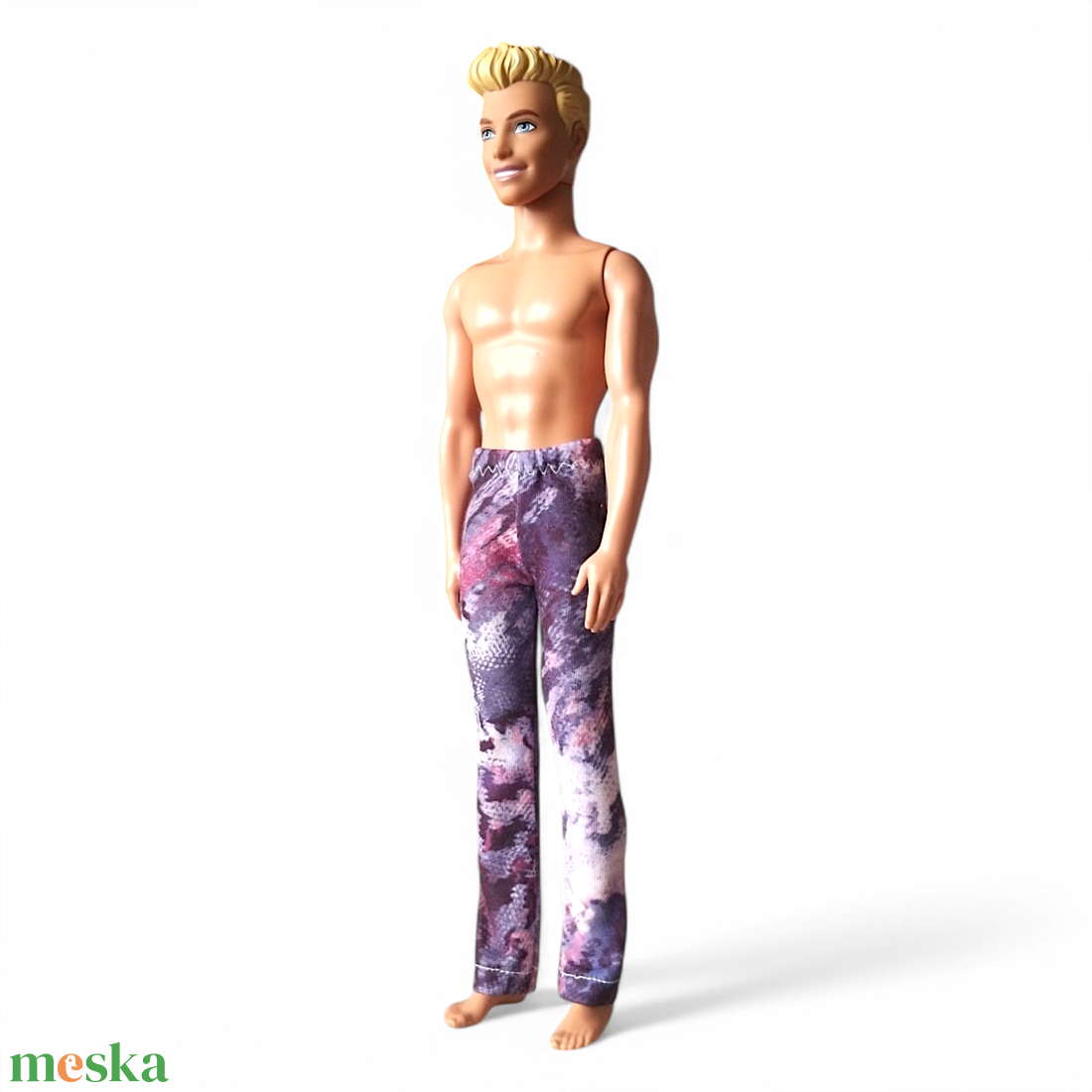 Egyenes szárú színes Ken nadrág- ruha barbie típusú FIÚ babákhoz (f004lu) - játék & sport - baba & babaház - barbie ruhák - Meska.hu Egyenes szárú színes Ken nadrág- ruha barbie típusú FIÚ babákhoz (f004lu) - játék & sport - baba & babaház - barbie ruhák - Meska.hu