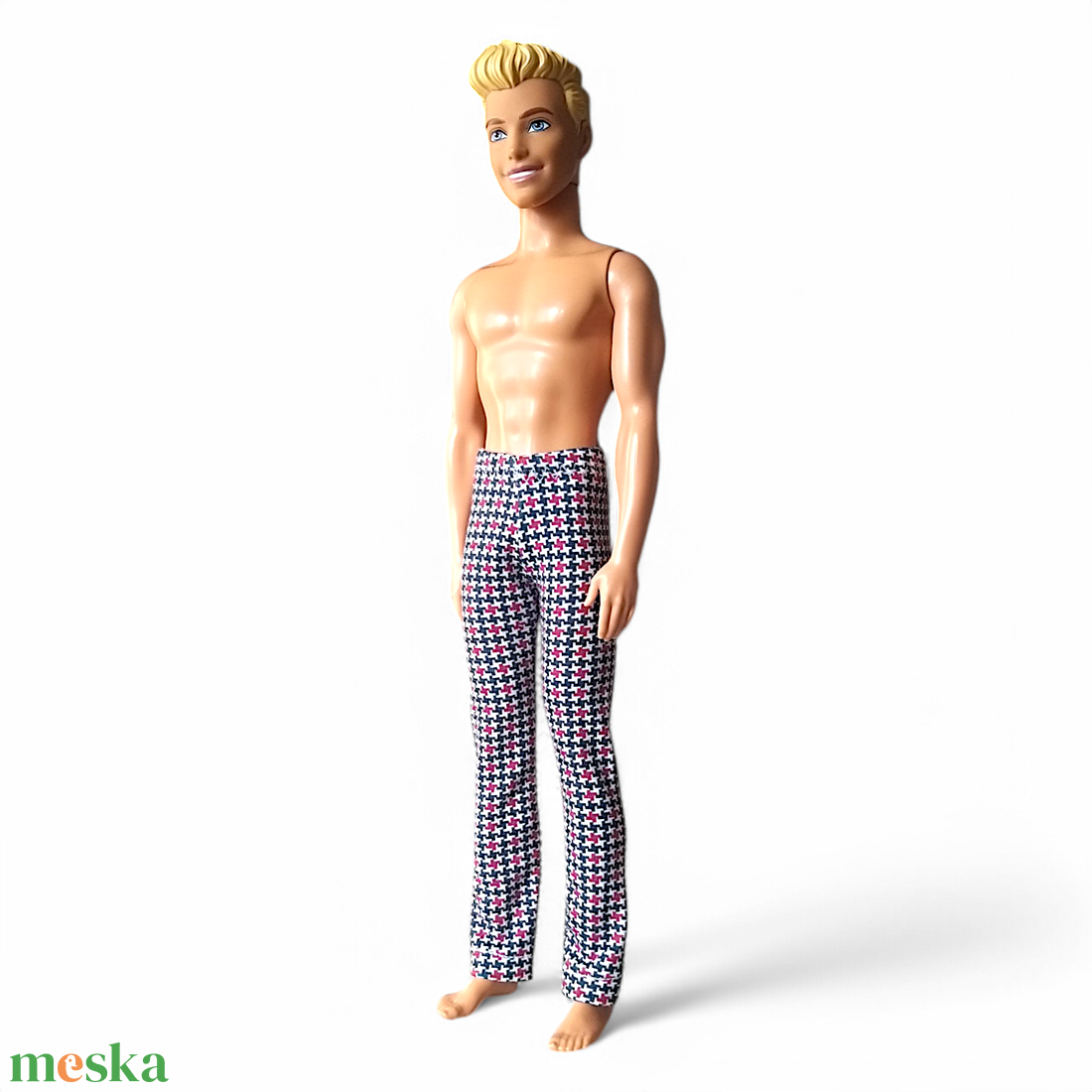 Egyenes szárú apró kockás Ken nadrág (f004pk)- ruhák barbie típusú FIÚ babákhoz! - játék & sport - baba & babaház - barbie ruhák - Meska.hu Egyenes szárú apró kockás Ken nadrág (f004pk)- ruhák barbie típusú FIÚ babákhoz! - játék & sport - baba & babaház - barbie ruhák - Meska.hu