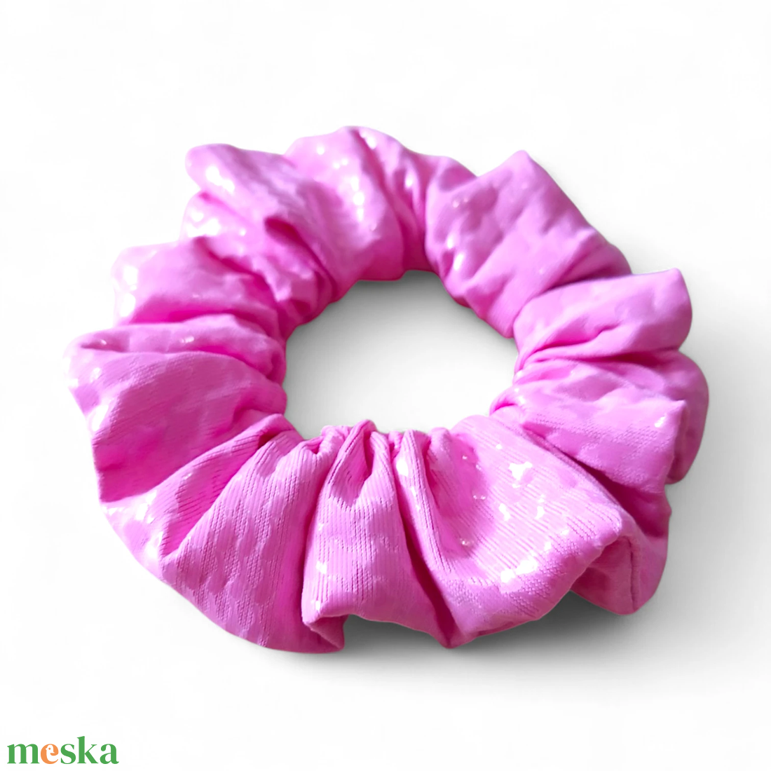 Fényes pink scrunchie / scrunchy hajgumi - ruha & divat - hajdísz & hajcsat - hajgumi - Meska.hu Fényes pink scrunchie / scrunchy hajgumi - ruha & divat - hajdísz & hajcsat - hajgumi - Meska.hu