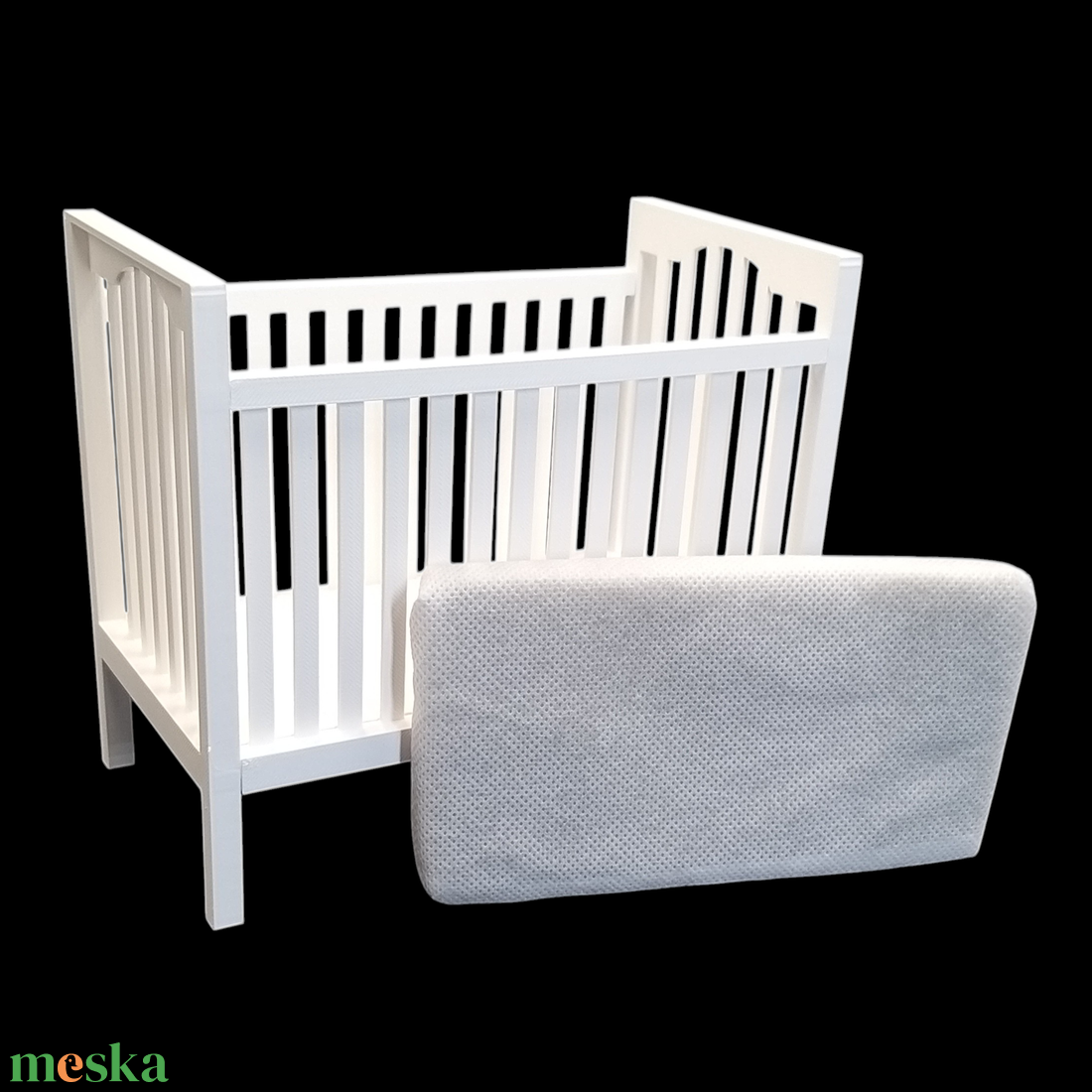 Minden, ami barbie! Fehér kiságy babaházba barbie babákhoz, matraccal 1/6  - játék & sport - baba & babaház - játékbaba, babakellék - Meska.hu