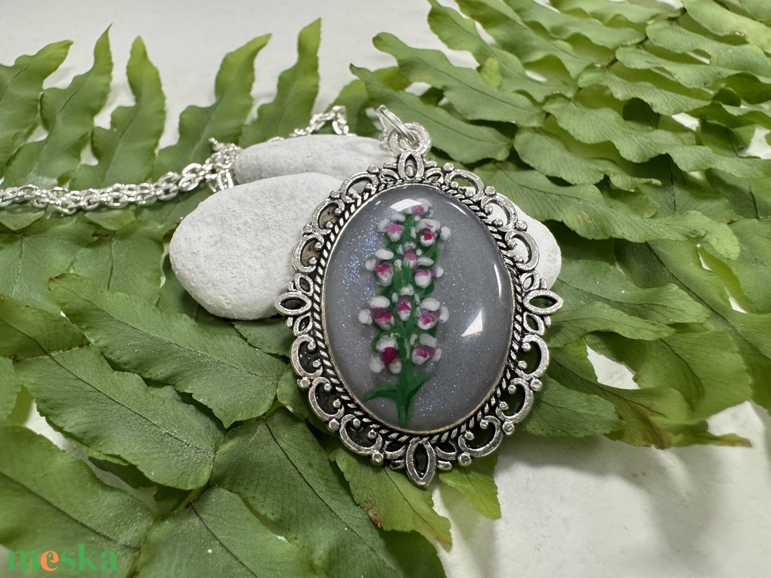 Tátika nyaklánc  - ékszer - nyaklánc - medálos nyaklánc - Meska.hu