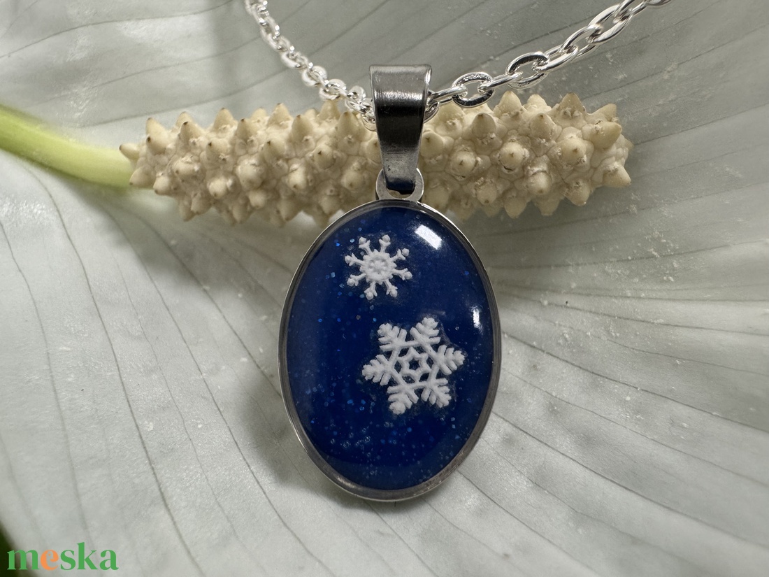 Karácsonyi havazás nyaklánc - ékszer - nyaklánc - medálos nyaklánc - Meska.hu