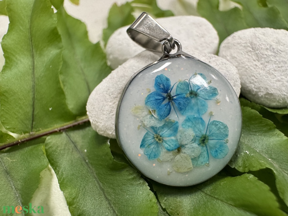 Kékség - medál - ékszer - nyaklánc - medál - Meska.hu