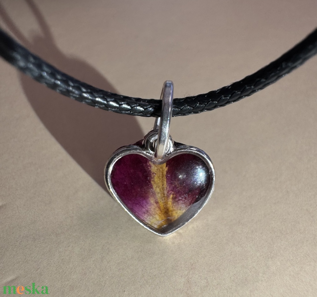 Mama rózsája 01 - nyaklánc  - ékszer - nyaklánc - medálos nyaklánc - Meska.hu