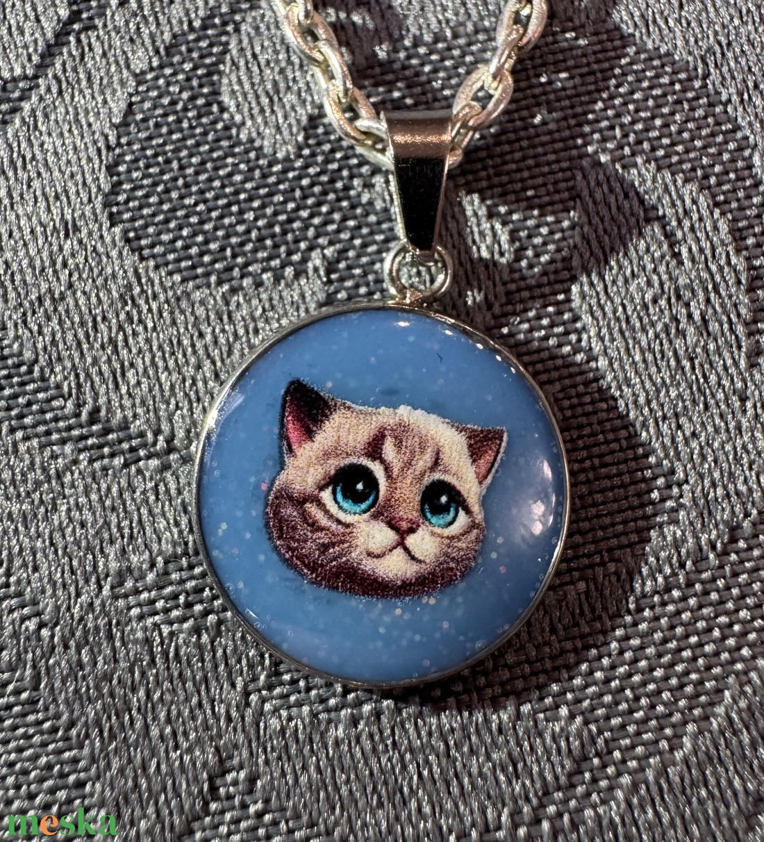 Szép cica - medál nyakláncon - ékszer - nyaklánc - medálos nyaklánc - Meska.hu