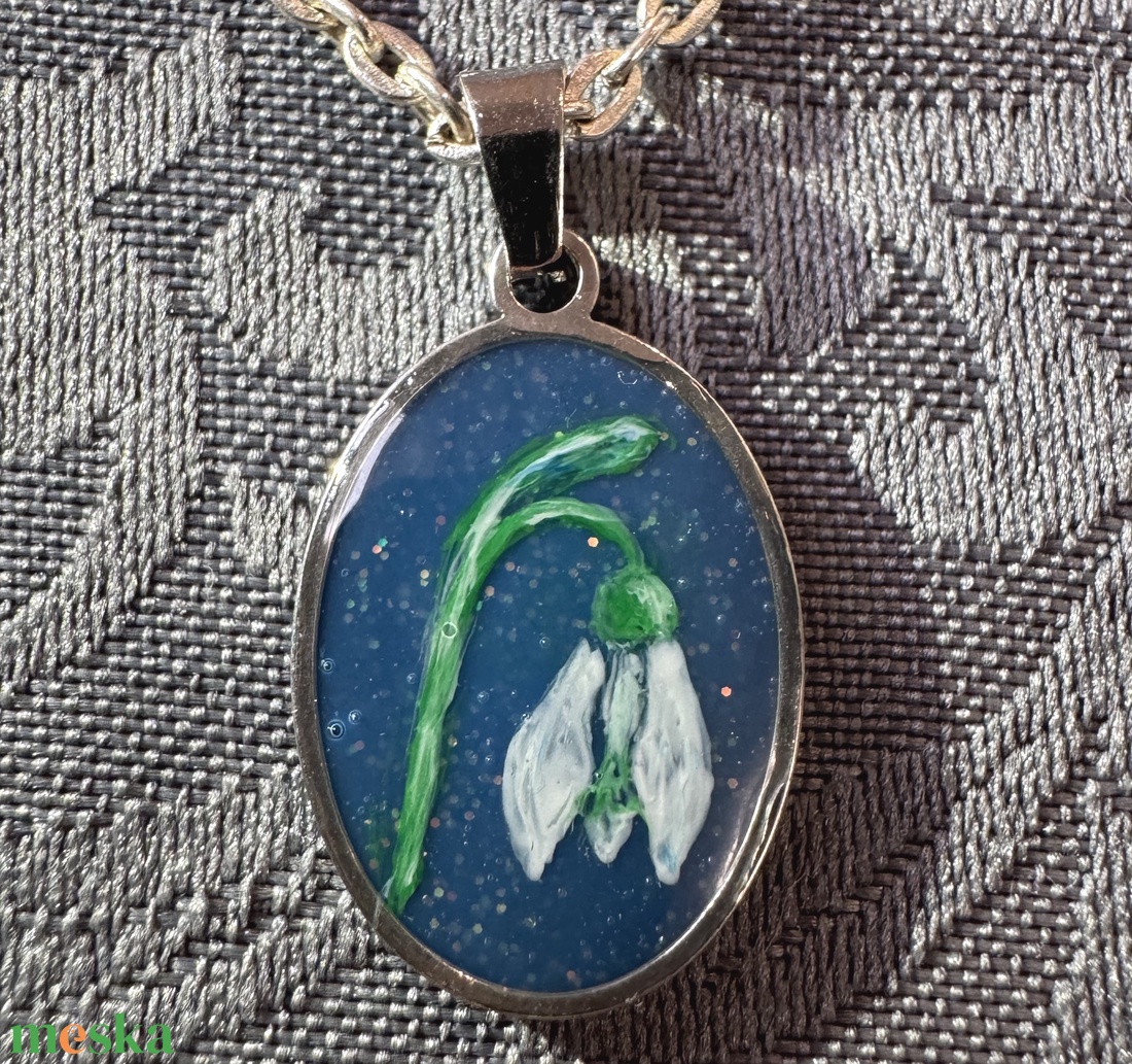 Hóvirág - egyedi, kézzel festett medál nyakláncon - ékszer - nyaklánc - medálos nyaklánc - Meska.hu