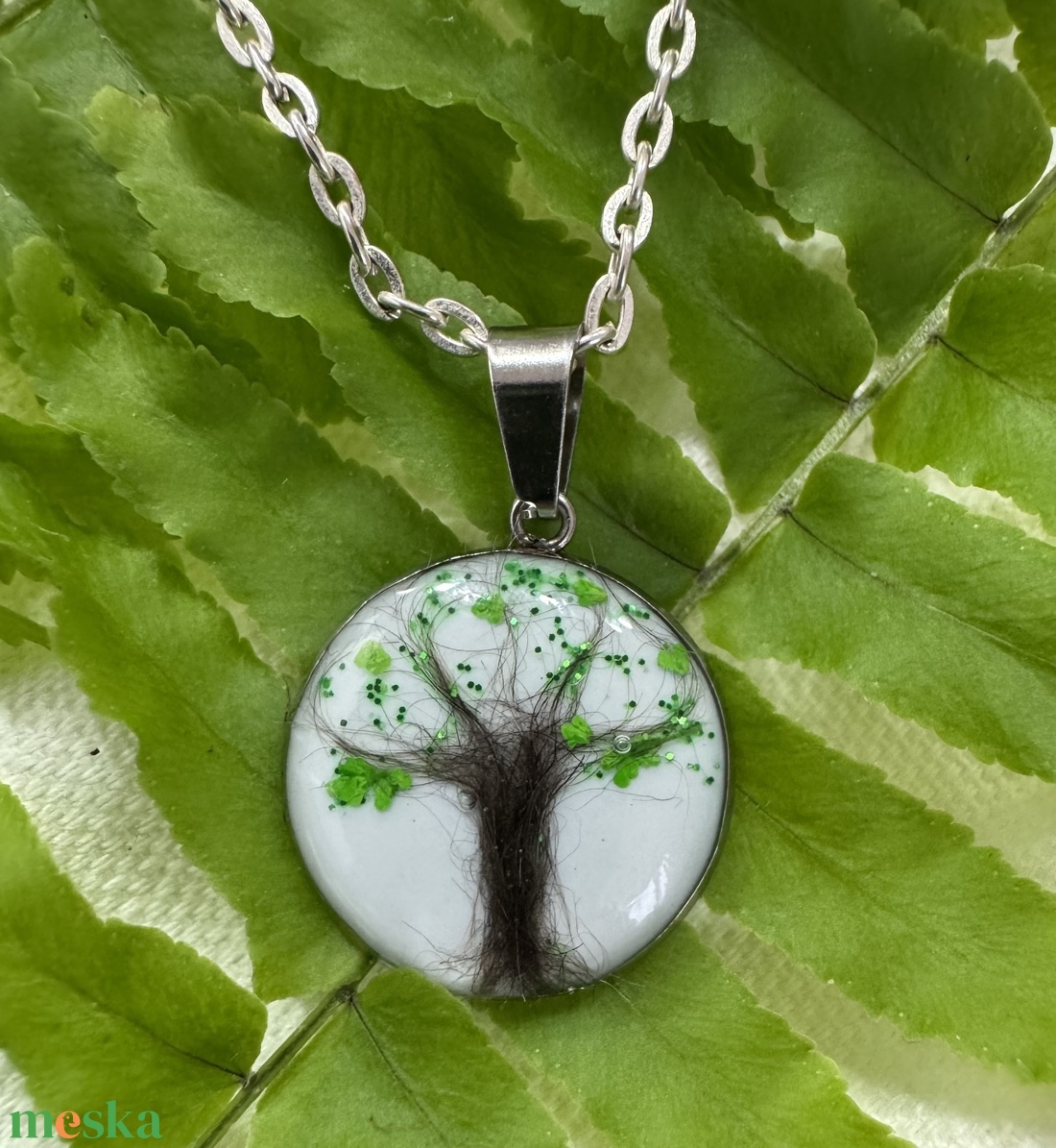 Kisállat szőrrel készült egyedi emlékőr medál nyakláncon - ékszer - nyaklánc - medálos nyaklánc - Meska.hu