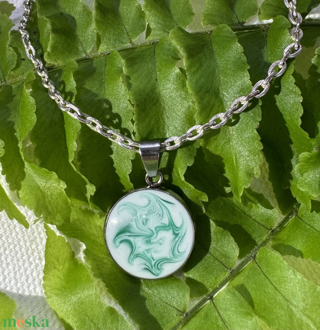 Zöld örvény - medál nyakláncon - ékszer - nyaklánc - medálos nyaklánc - Meska.hu