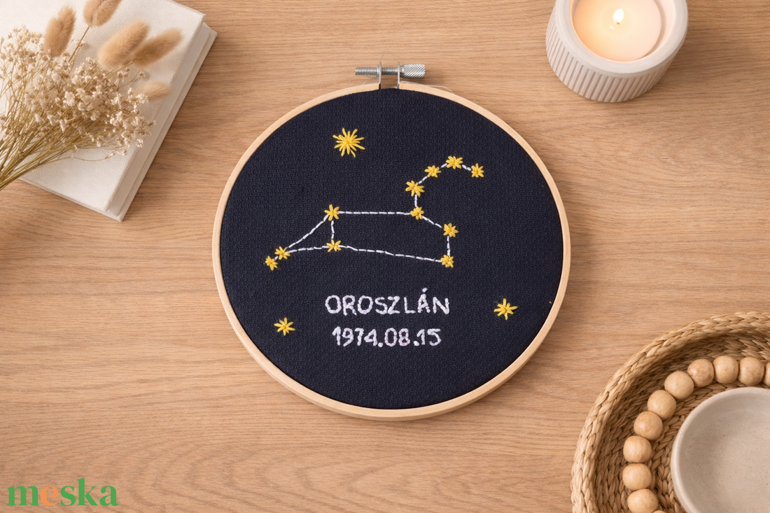 Egyedi csillagkép hímzés � névre szóló, páros horoszkóp, Nap�Hold�Aszcendens, születési dátummal - otthon & életmód - dekoráció - asztal és polc dekoráció - asztaldísz - Meska.hu